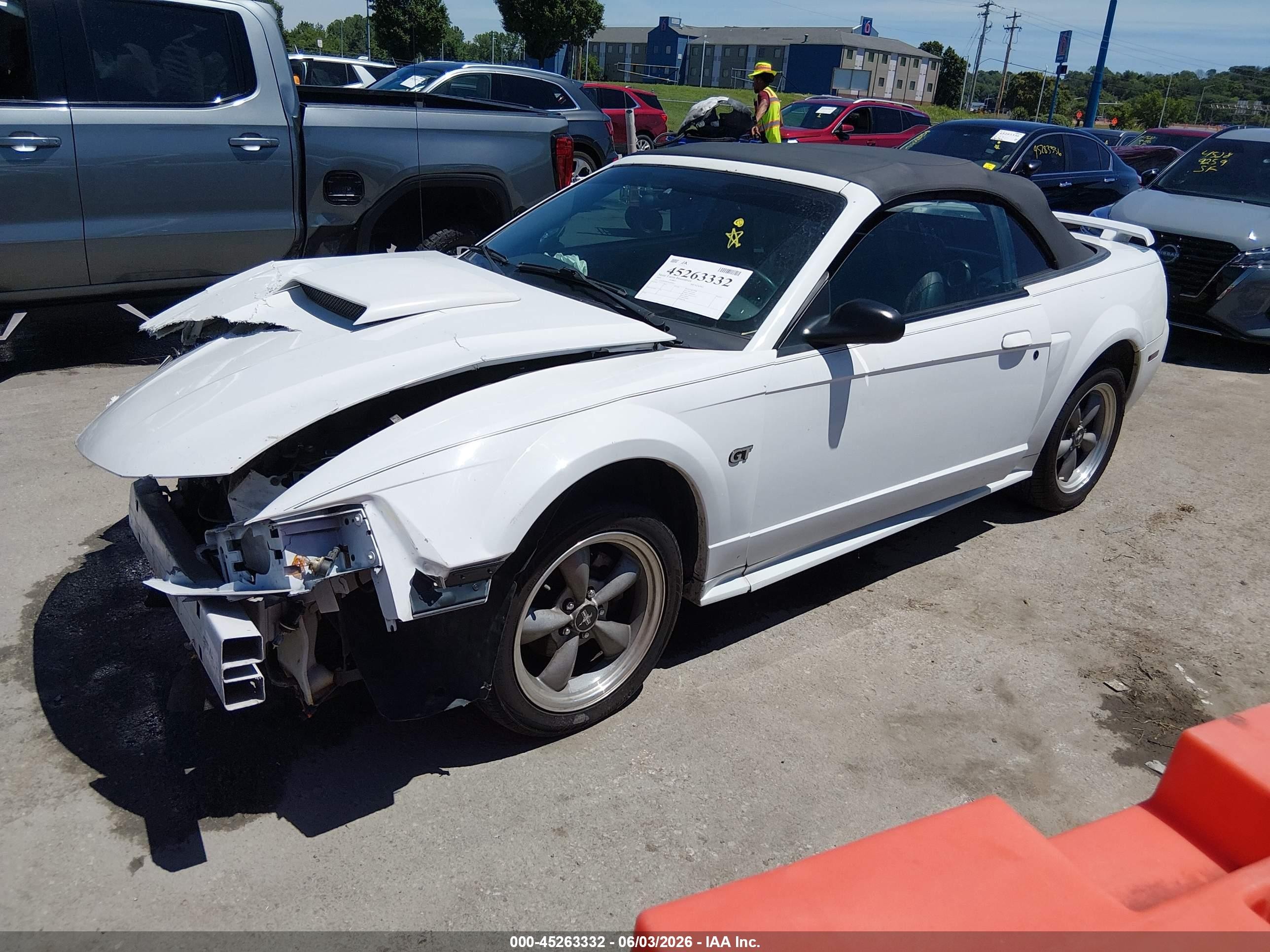 2001 Ford Mustang Gt White vin: 1FAFP45X71F249421