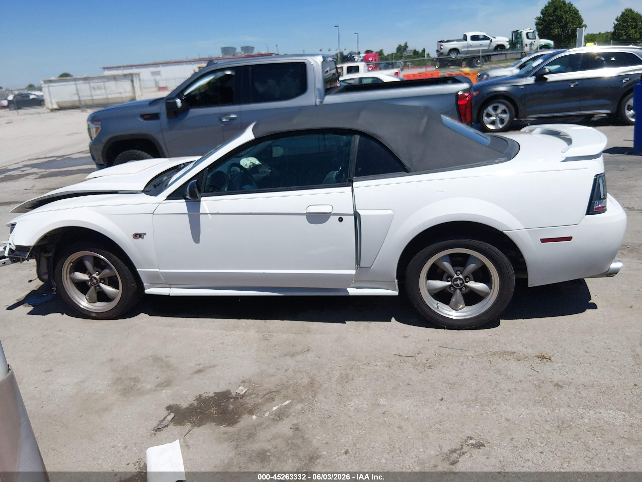 2001 Ford Mustang Gt White vin: 1FAFP45X71F249421