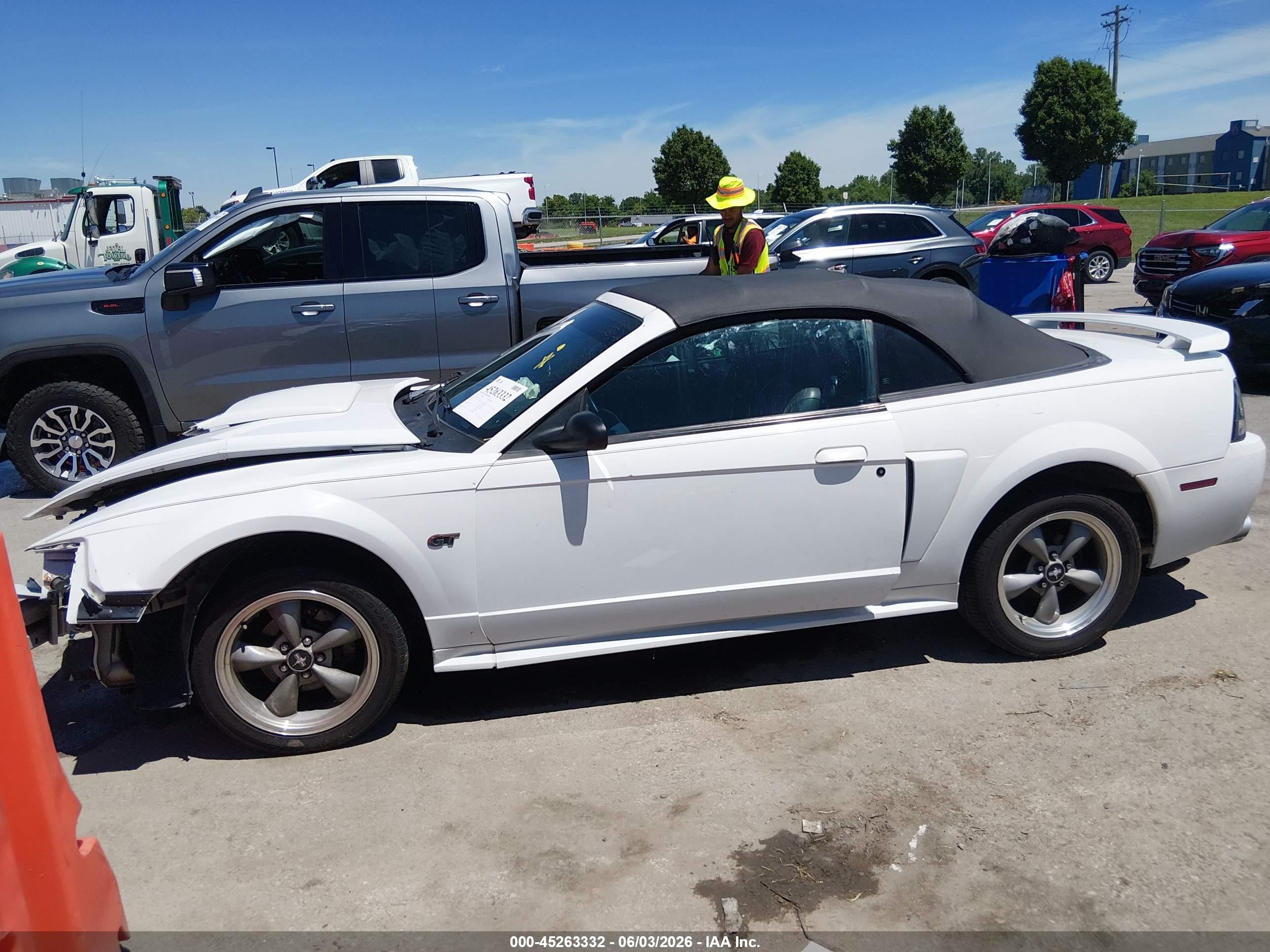 2001 Ford Mustang Gt White vin: 1FAFP45X71F249421