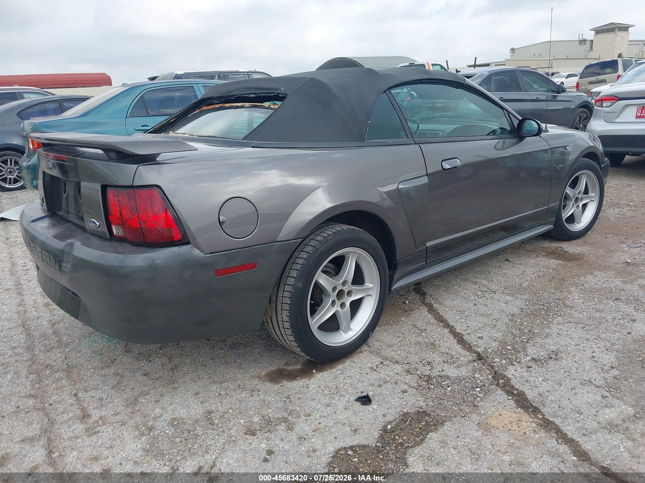 2003 Ford Mustang Gt Gray vin: 1FAFP45X83F410202