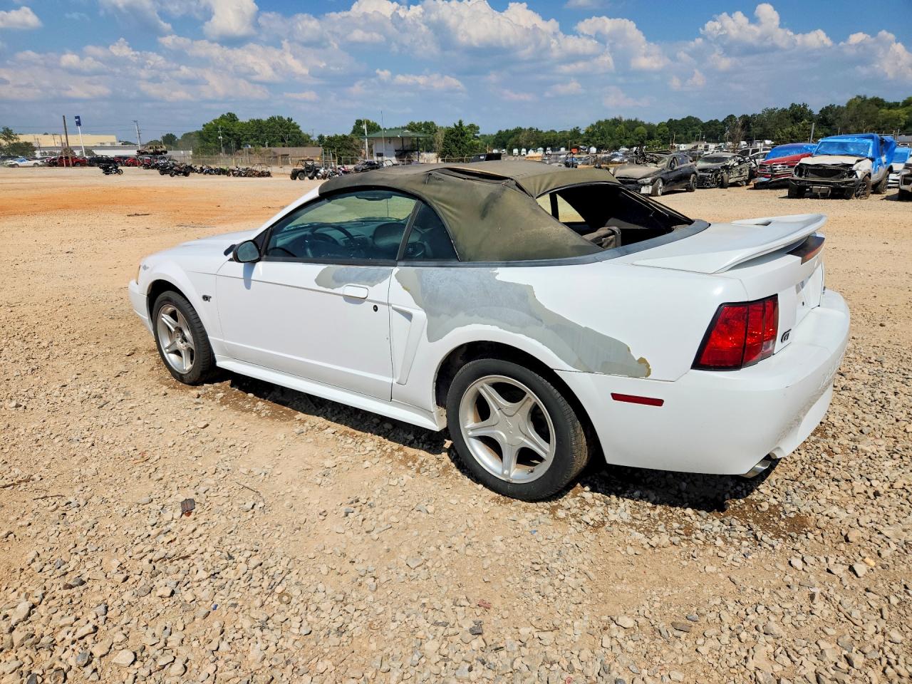 2000 Ford Mustang Gt White vin: 1FAFP45X8YF211514