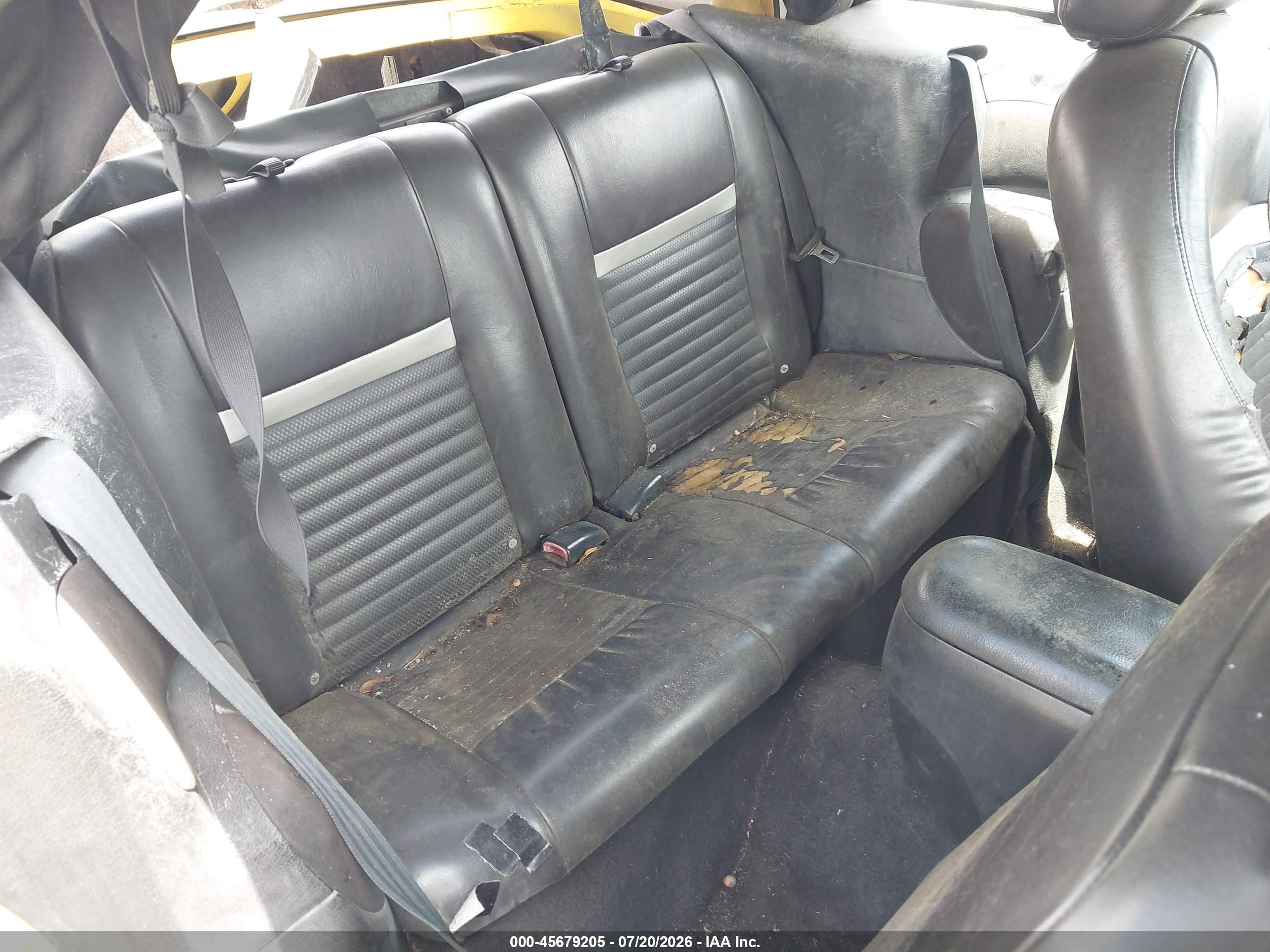 1998 Ford Mustang Gt Yellow vin: 1FAFP45X9WF201913