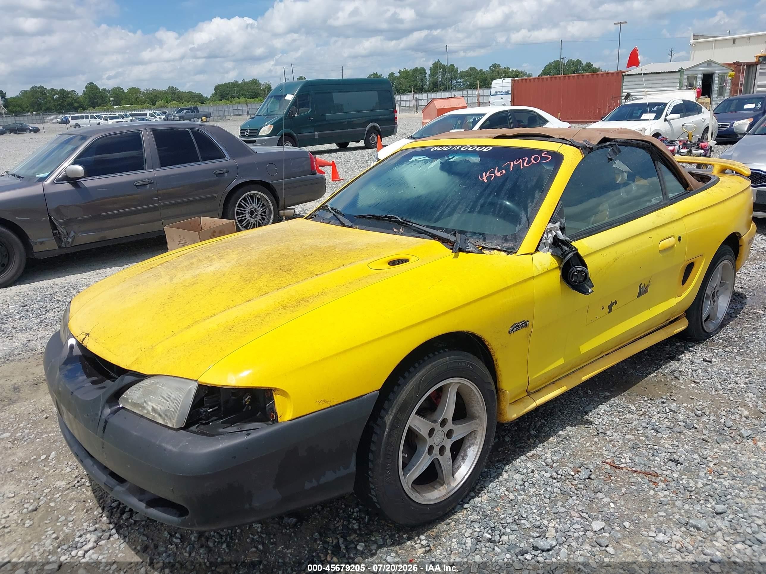 1998 Ford Mustang Gt Yellow vin: 1FAFP45X9WF201913