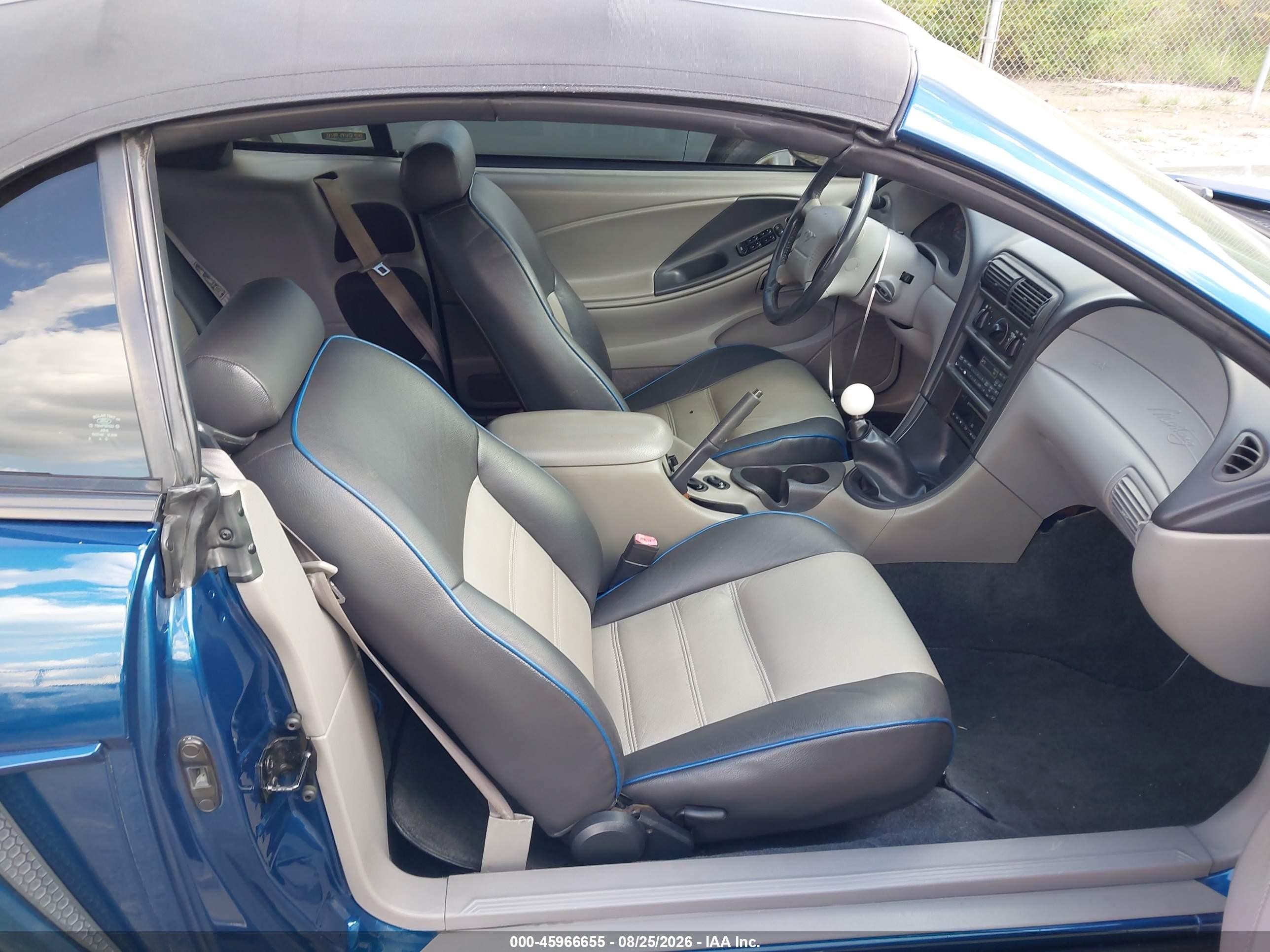 2000 Ford Mustang Gt Синий vin: 1FAFP45X9YF128027