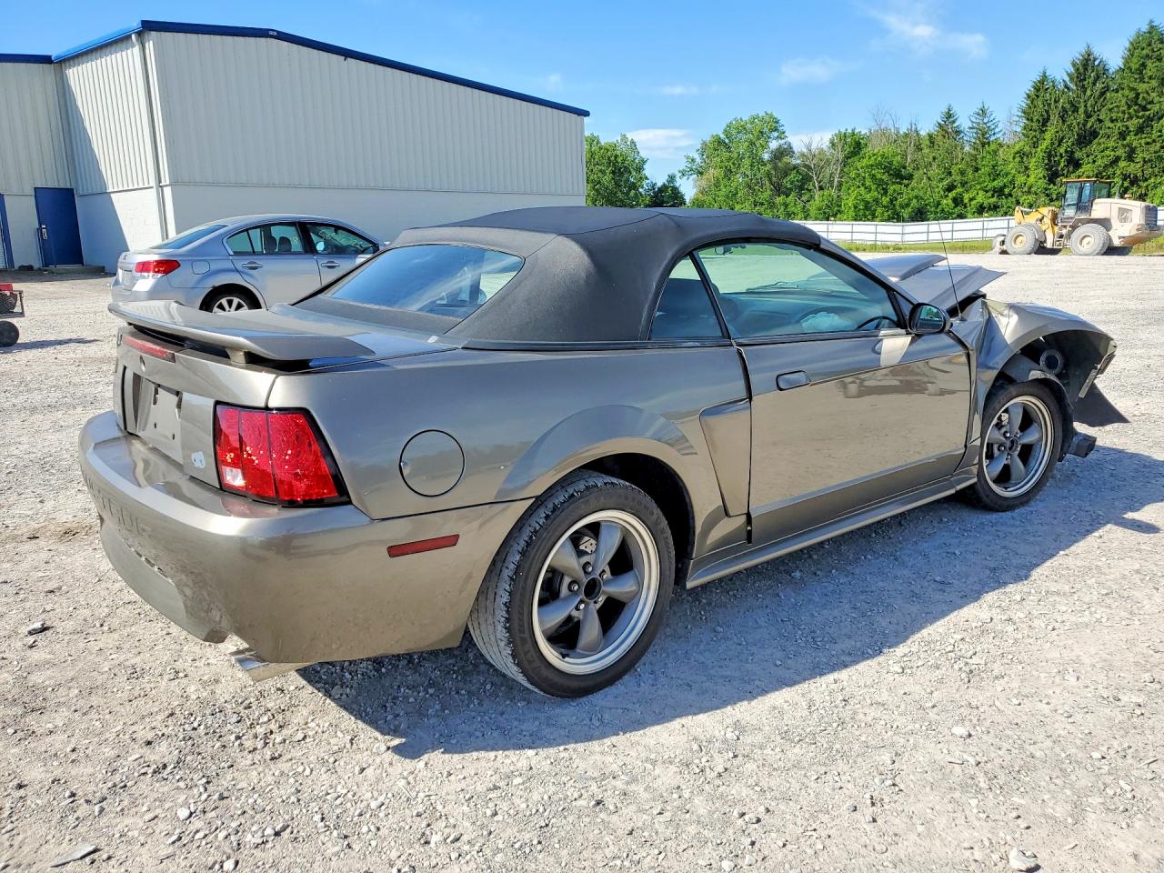 2002 Ford Mustang Gt Tan vin: 1FAFP45XX2F132854