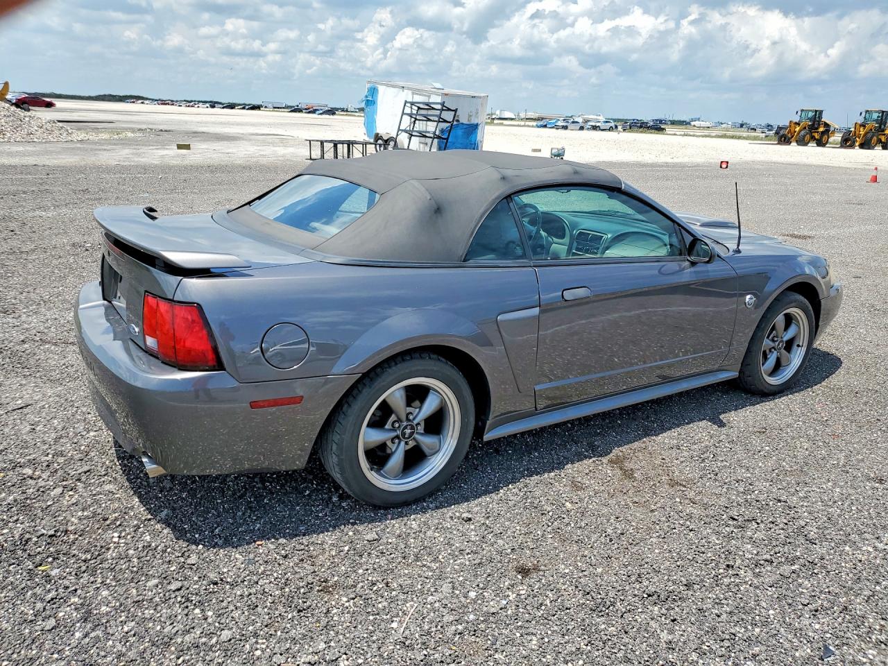 2004 Ford Mustang Gt Gray vin: 1FAFP45XX4F210746