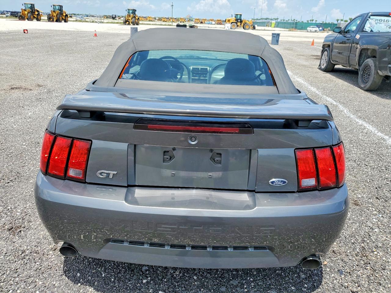 2004 Ford Mustang Gt Gray vin: 1FAFP45XX4F210746