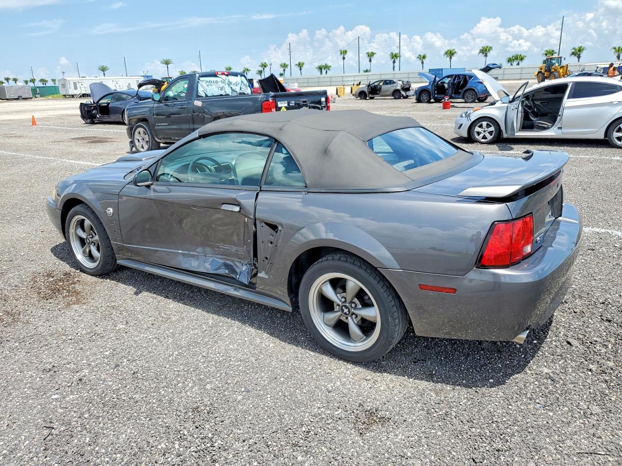 2004 Ford Mustang Gt Gray vin: 1FAFP45XX4F210746