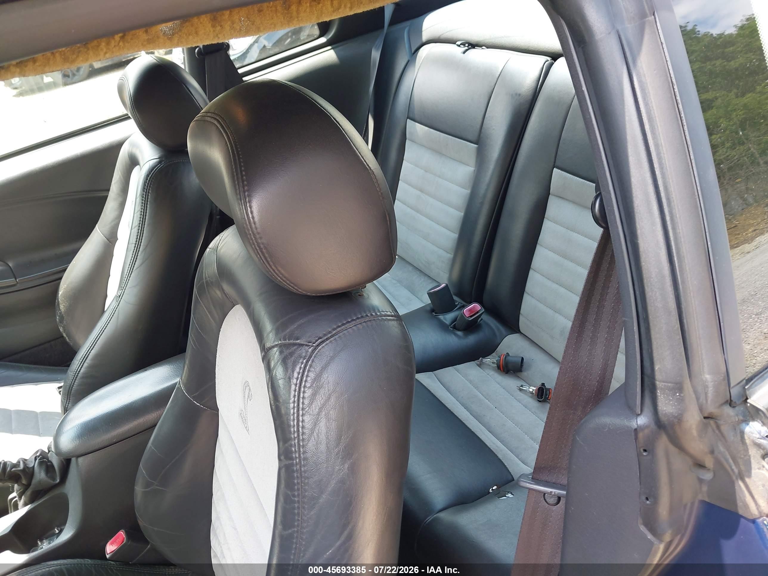 2001 Ford Mustang Cobra Blue vin: 1FAFP47V01F231869