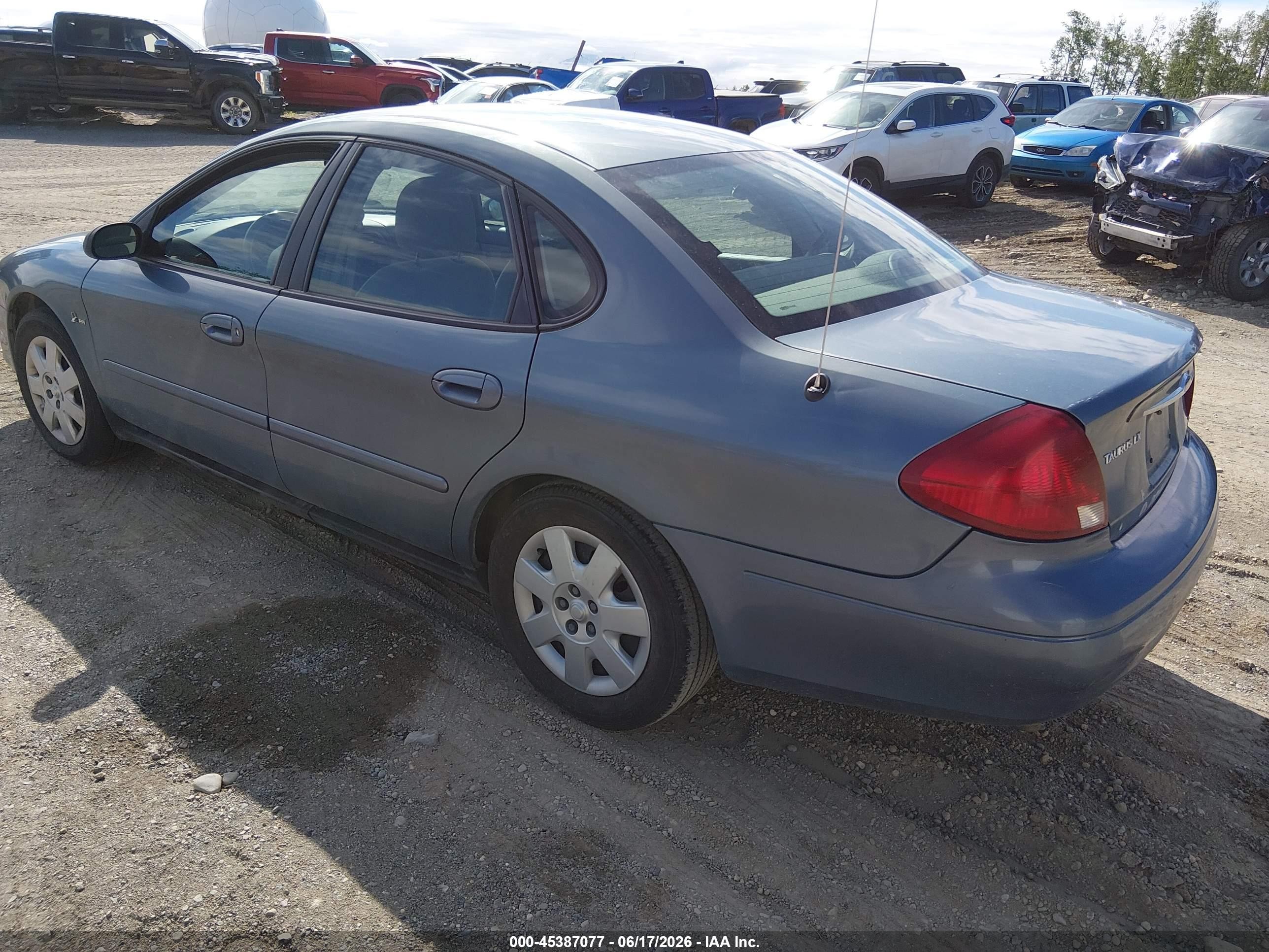 2000 Ford Taurus Lx Blue vin: 1FAFP5224YG277809