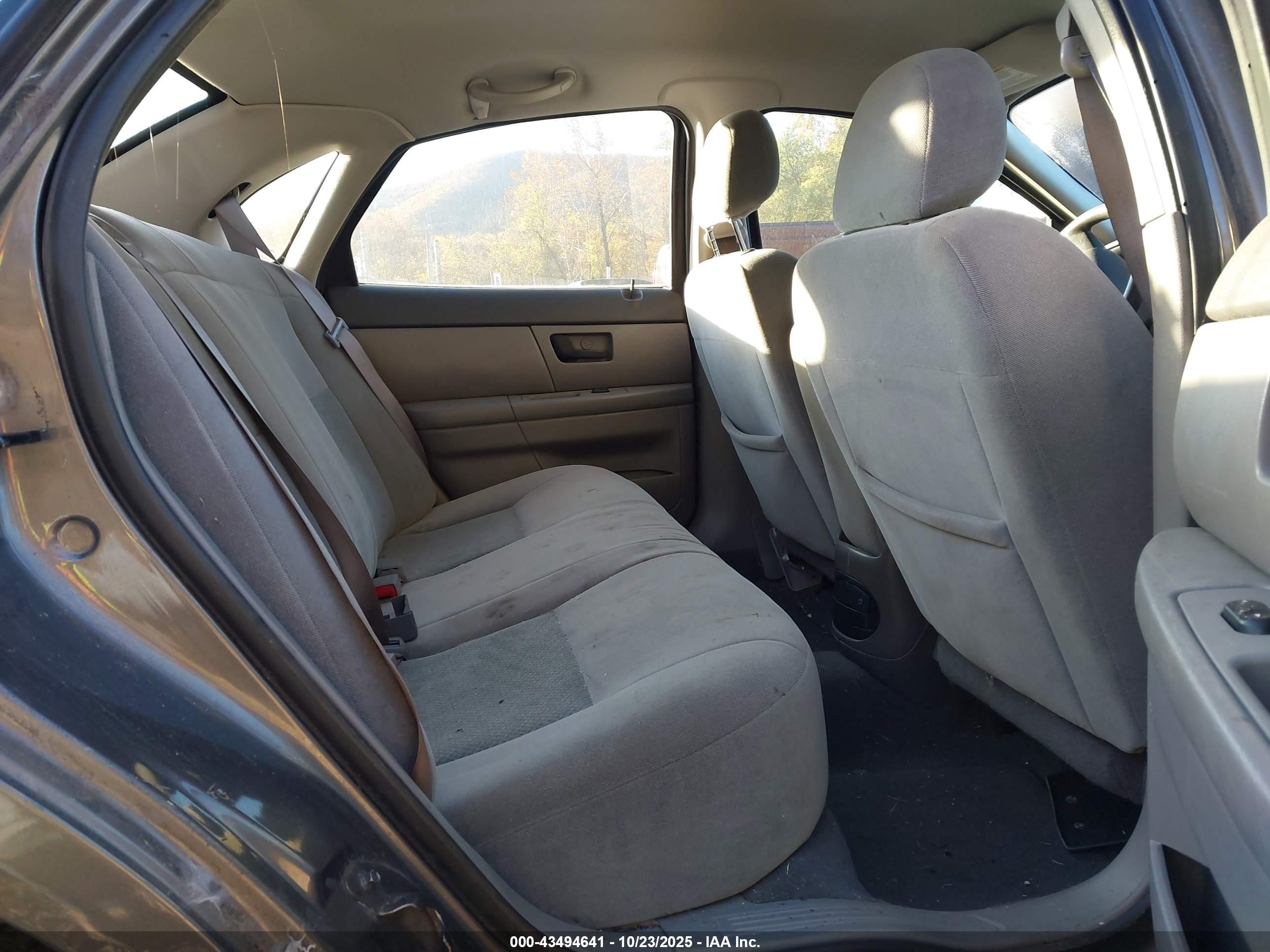 2004 Ford Taurus Lx Gray vin: 1FAFP52254G144647
