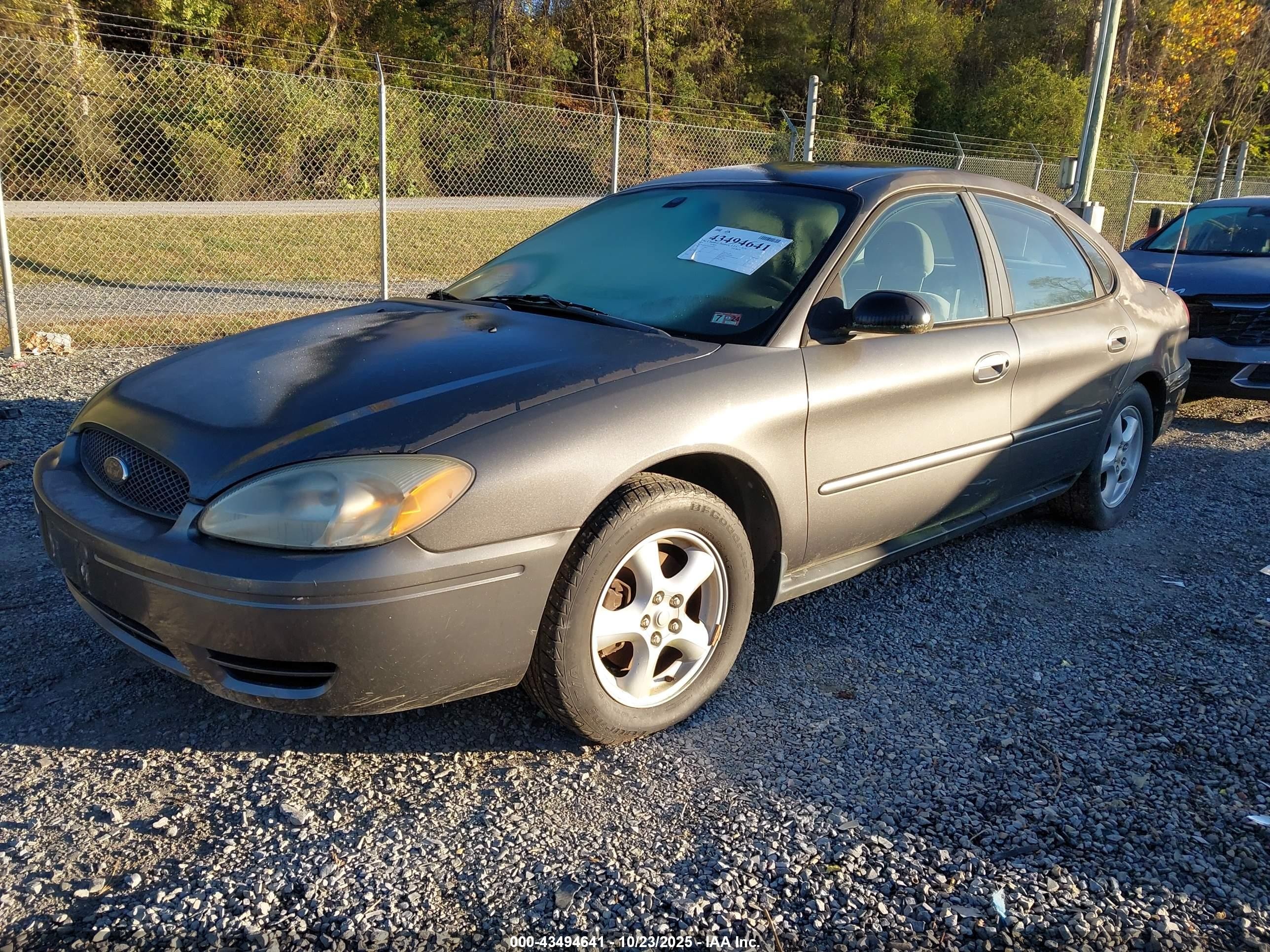 2004 Ford Taurus Lx Gray vin: 1FAFP52254G144647