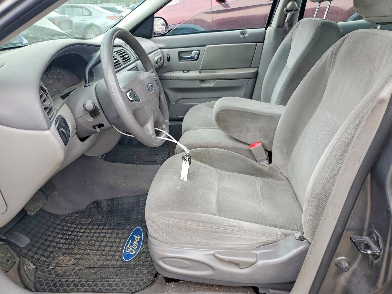 2003 Ford Taurus Gray vin: 1FAFP52283G147248