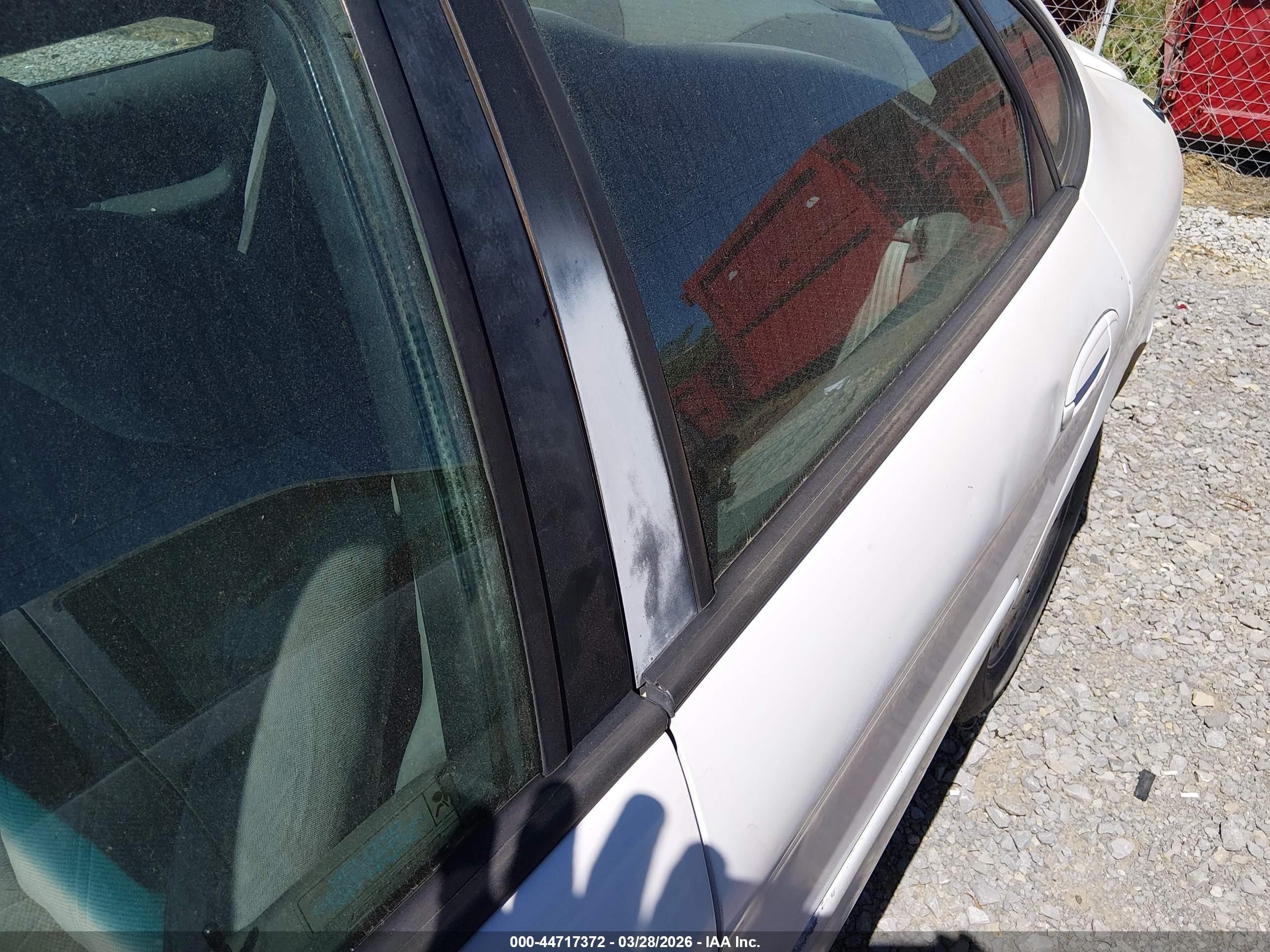 1998 Ford Taurus Lx/se White vin: 1FAFP52S2WA125737