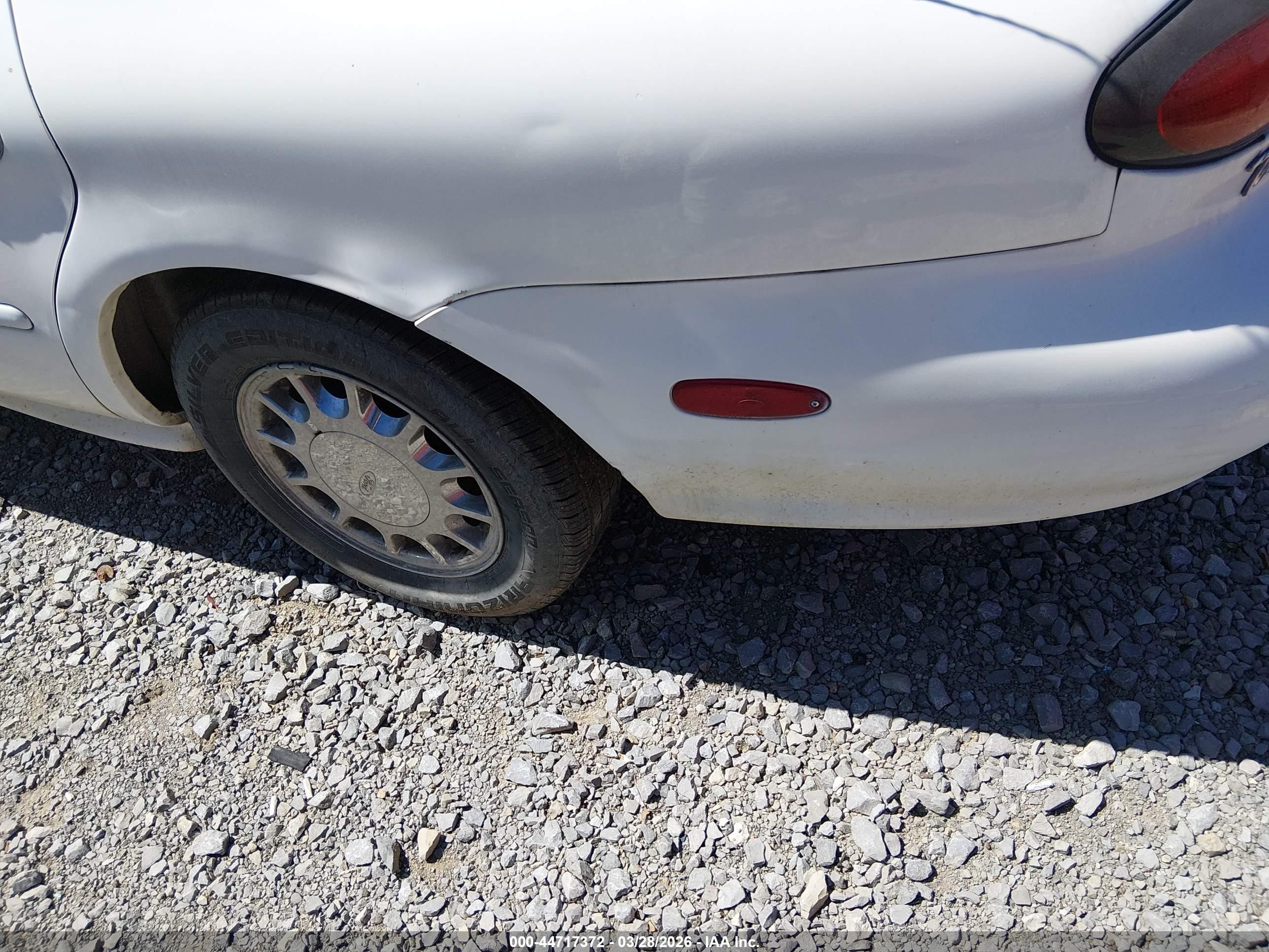 1998 Ford Taurus Lx/se White vin: 1FAFP52S2WA125737