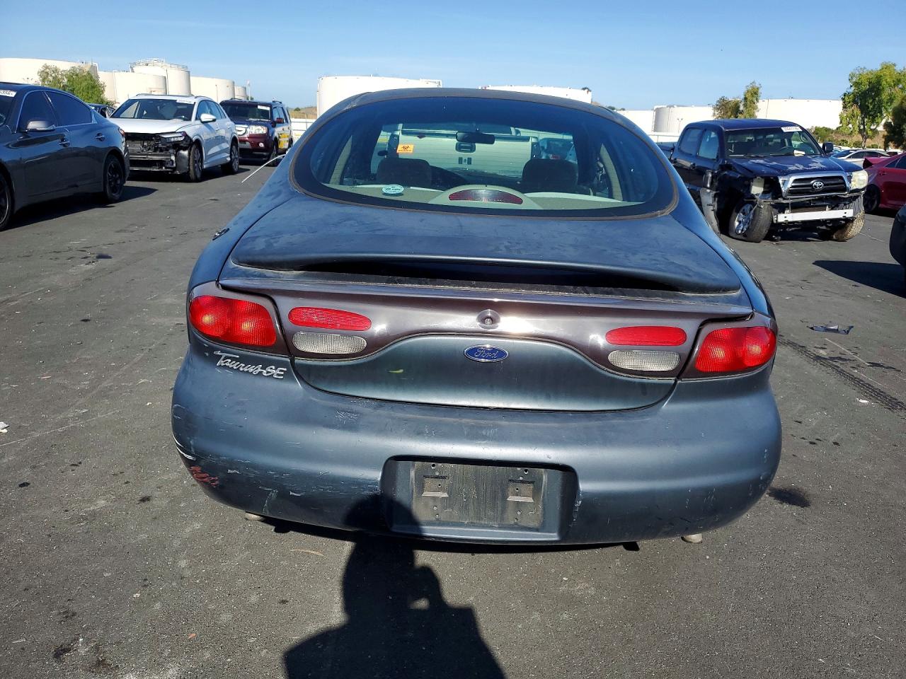 1998 Ford Taurus Lx Gray vin: 1FAFP52SXWG161611