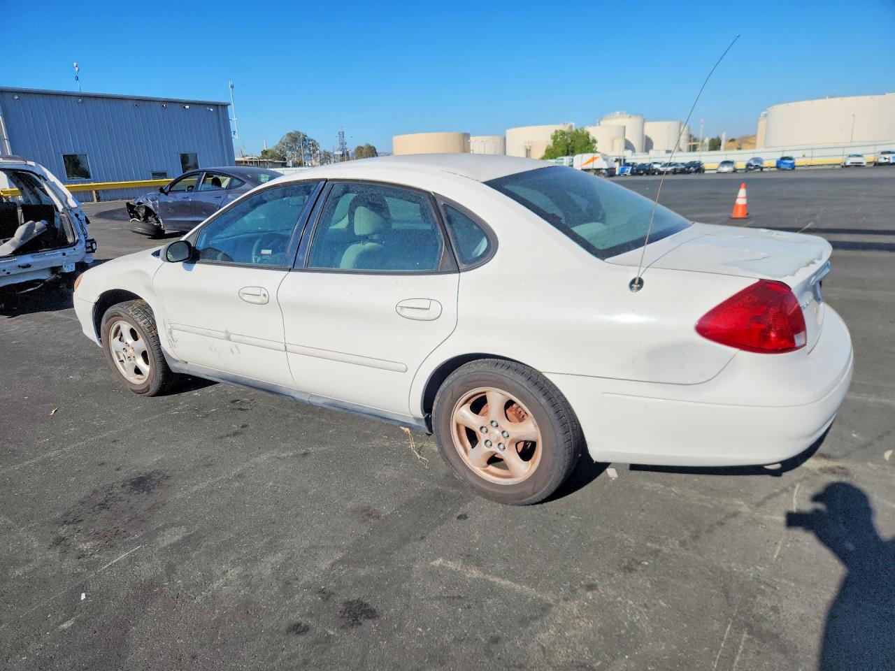 2000 Ford Taurus Lx White vin: 1FAFP52U0YG261138