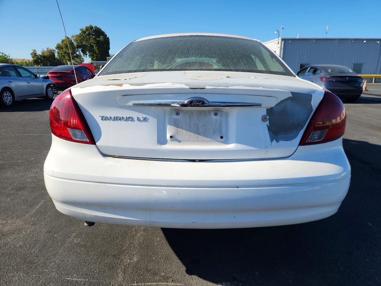 2000 Ford Taurus Lx White vin: 1FAFP52U0YG261138