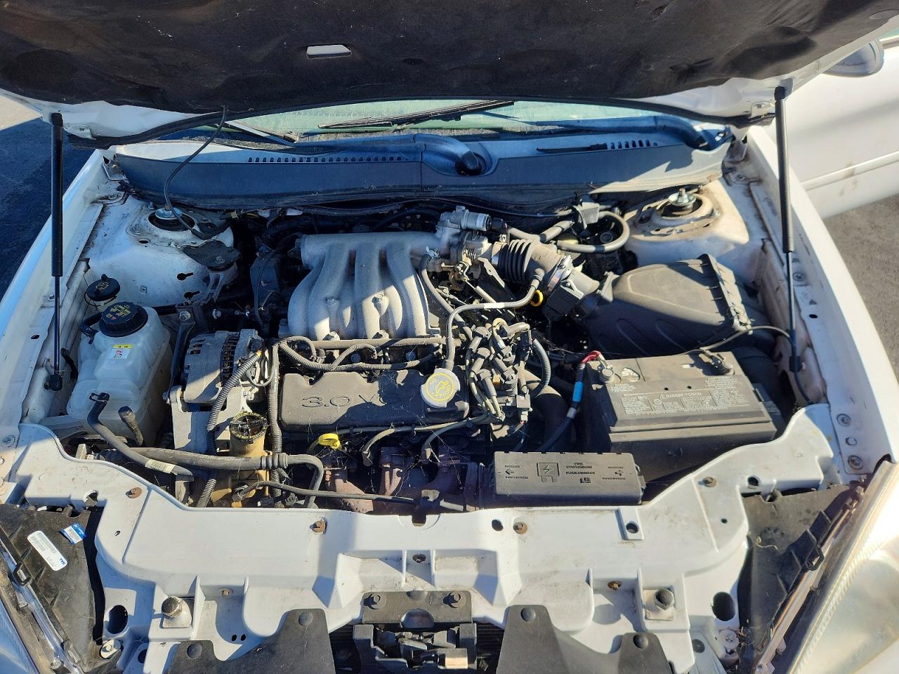 2000 Ford Taurus Lx White vin: 1FAFP52U0YG261138