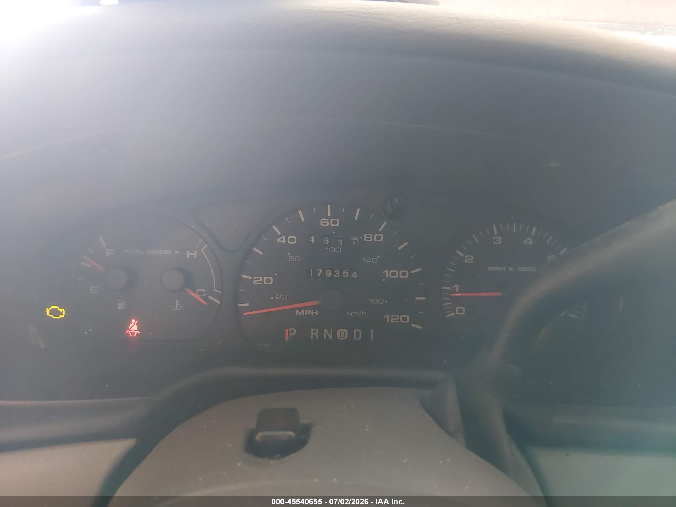 2002 Ford Taurus Lx Standard Red vin: 1FAFP52U12G140254