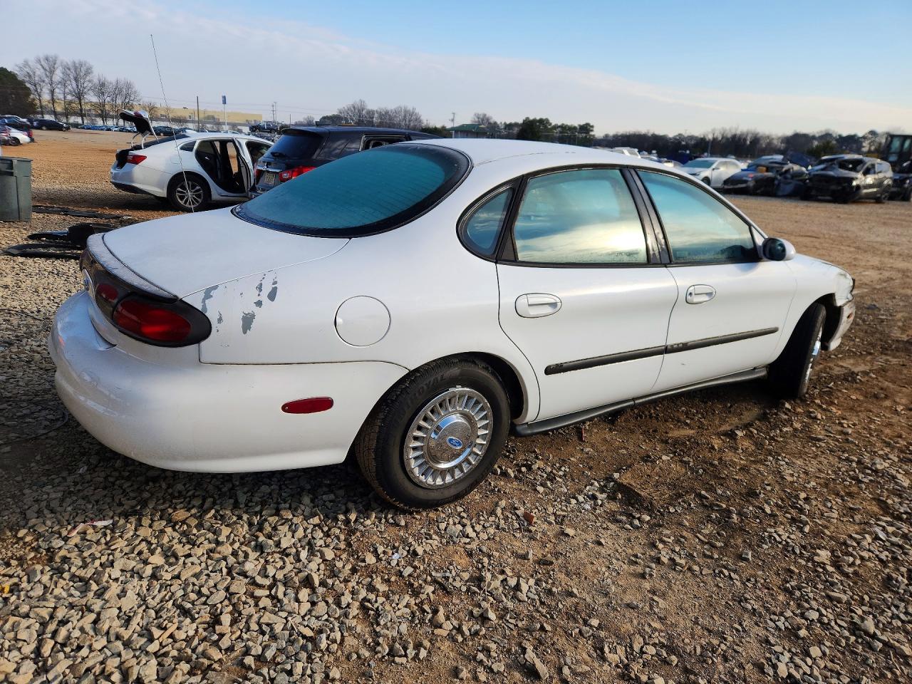 1998 Ford Taurus Lx White vin: 1FAFP52U3WA178352
