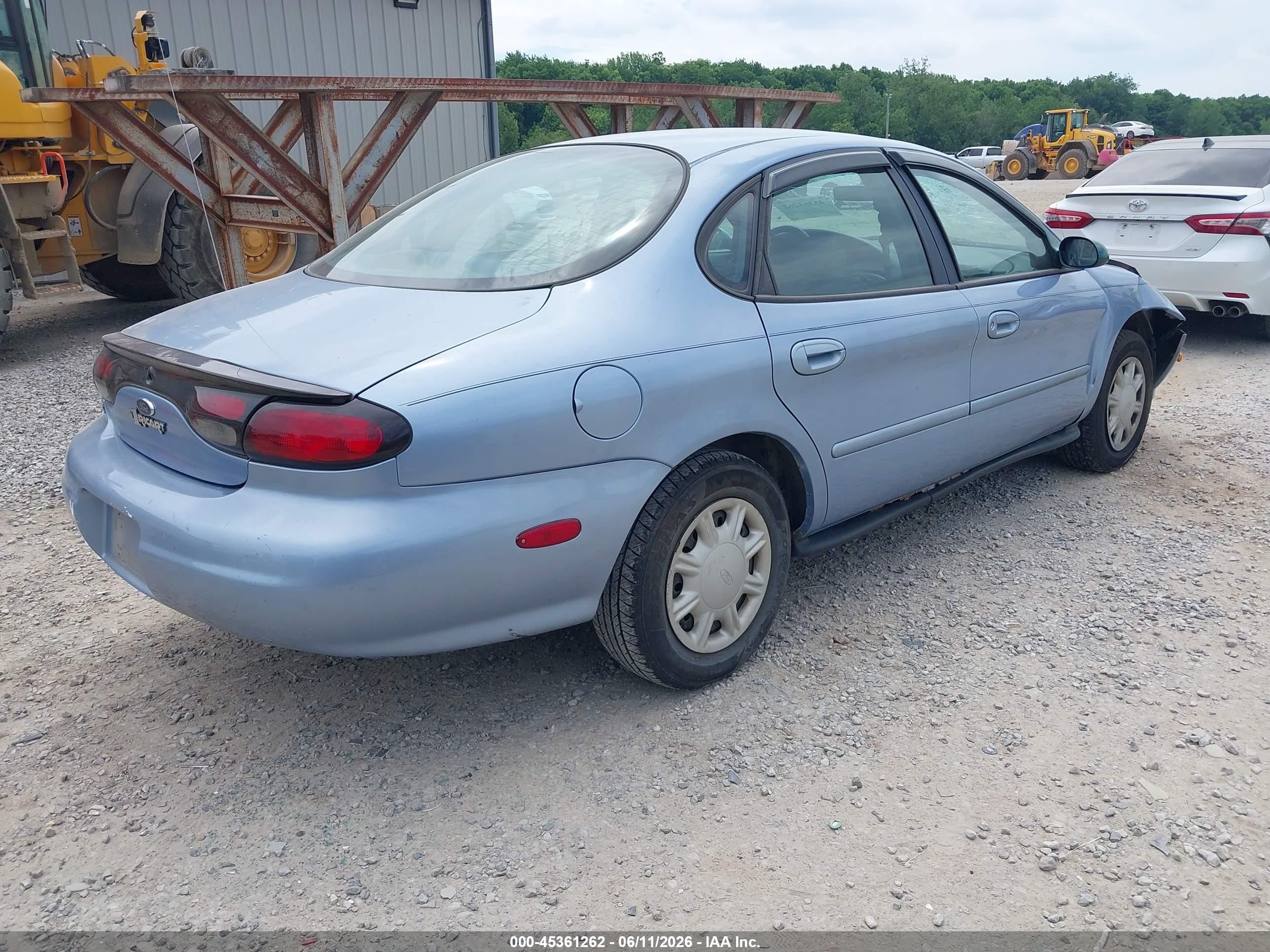 1998 Ford Taurus Lx/se Light Blue vin: 1FAFP52U4WA272384