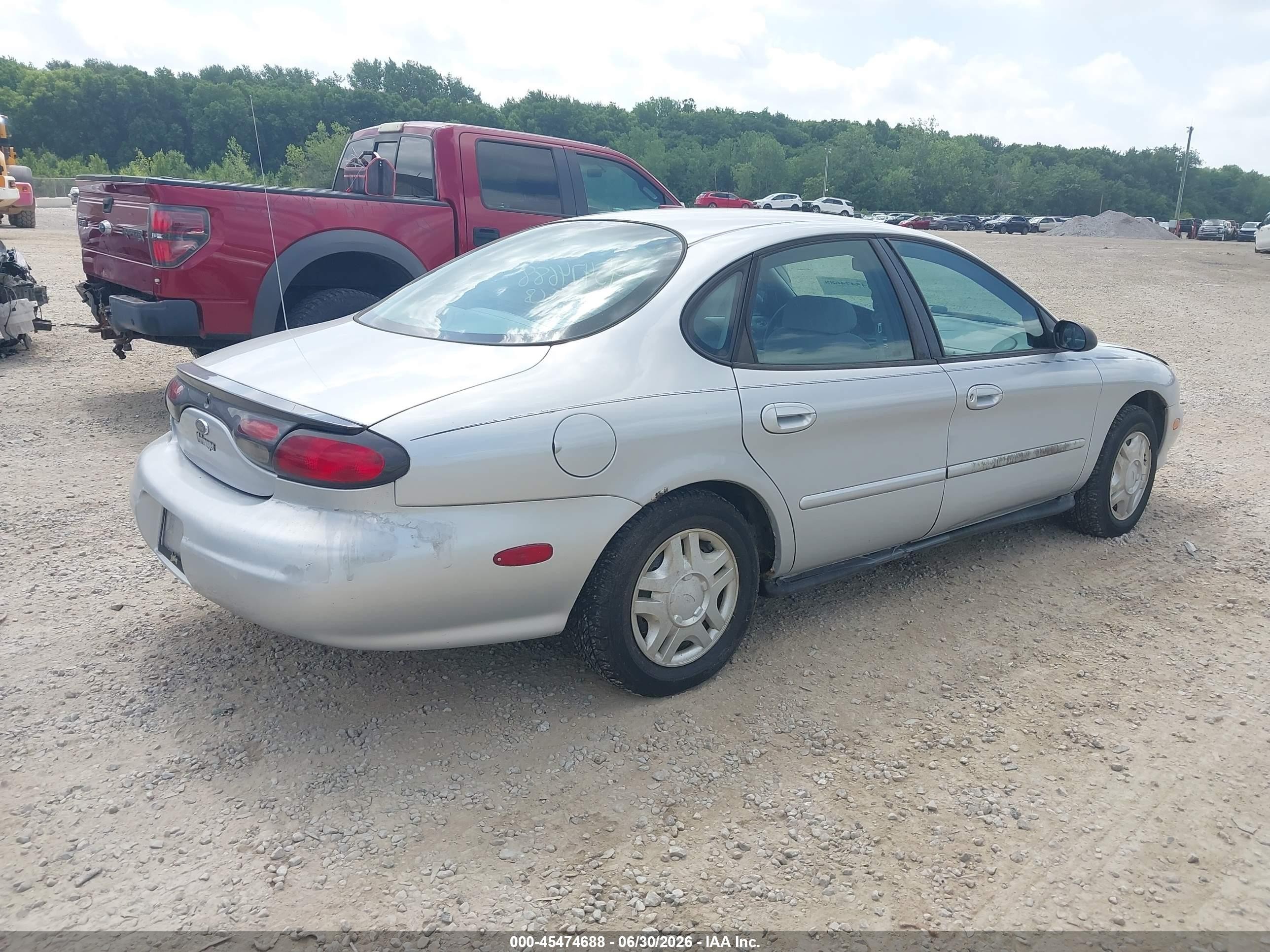 1999 Ford Taurus Lx Silver vin: 1FAFP52U4XG153457