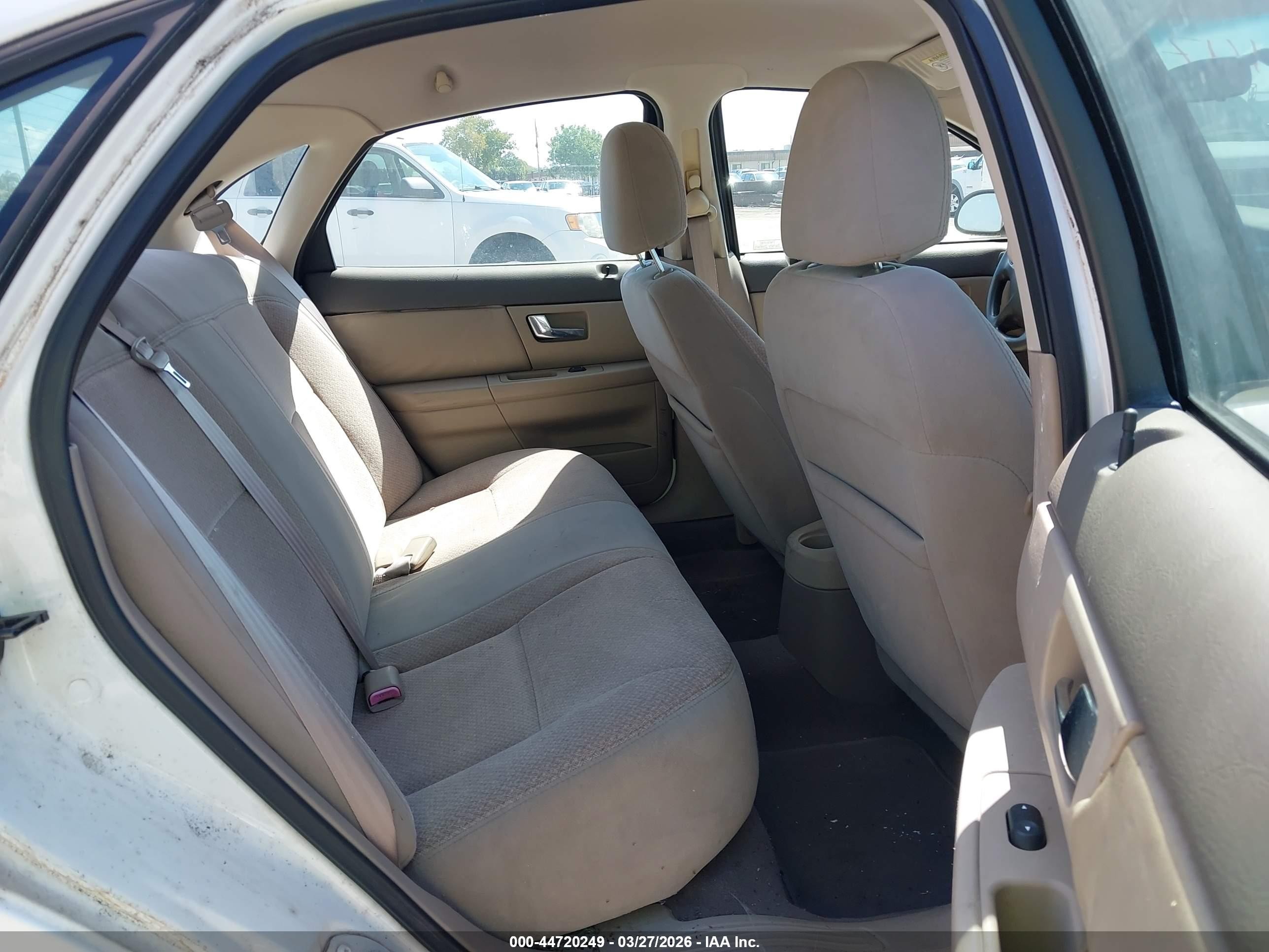 2000 Ford Taurus Lx Белый vin: 1FAFP52U5YA279461