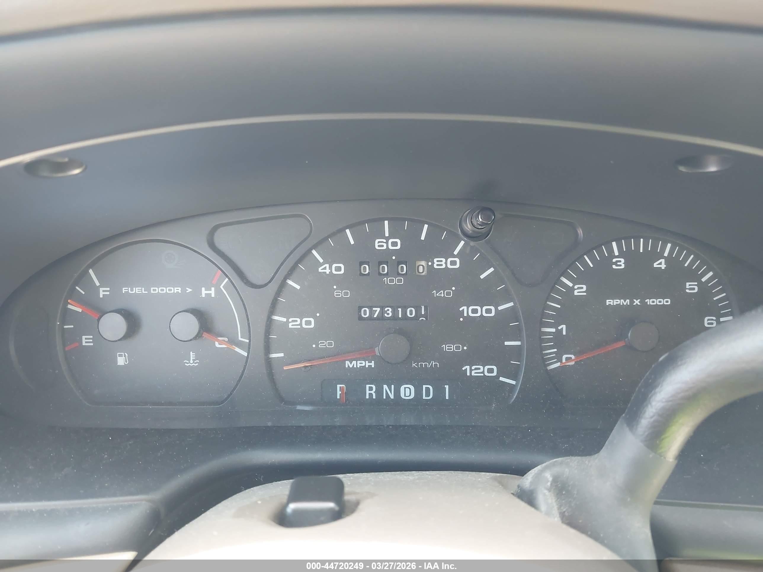 2000 Ford Taurus Lx Белый vin: 1FAFP52U5YA279461