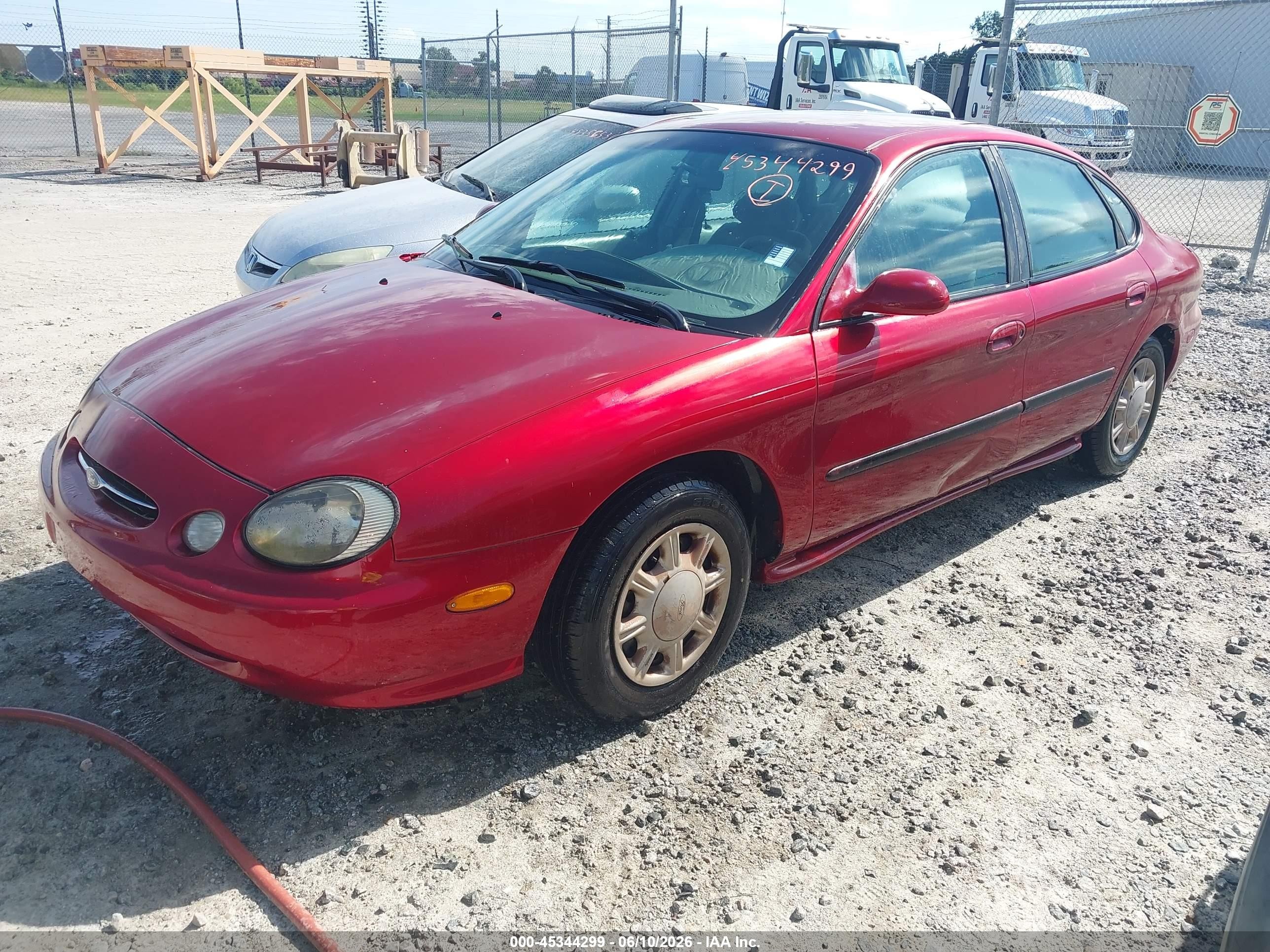 1998 Ford Taurus Lx/se Red vin: 1FAFP52U6WA117092