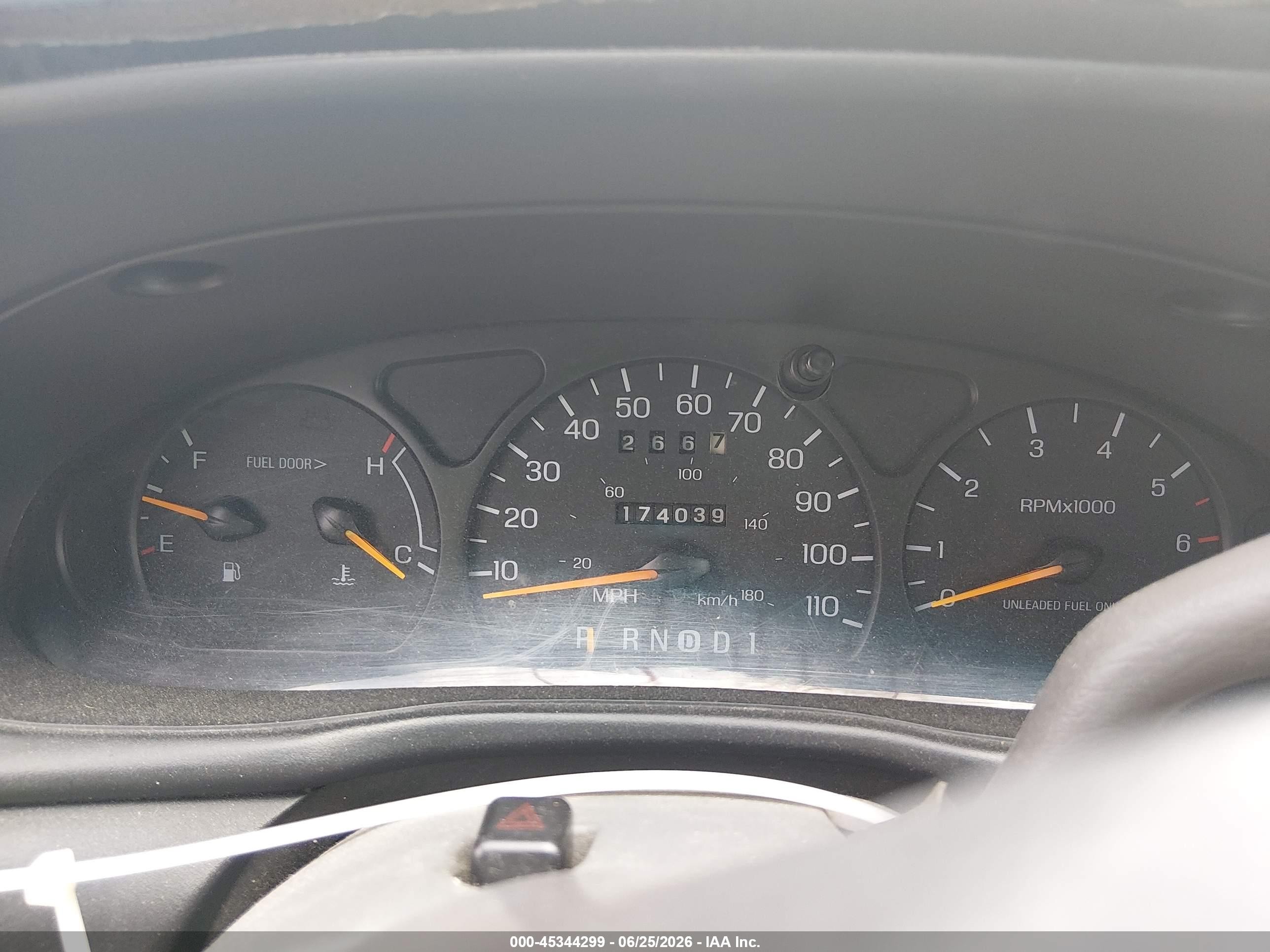 1998 Ford Taurus Lx/se Red vin: 1FAFP52U6WA117092