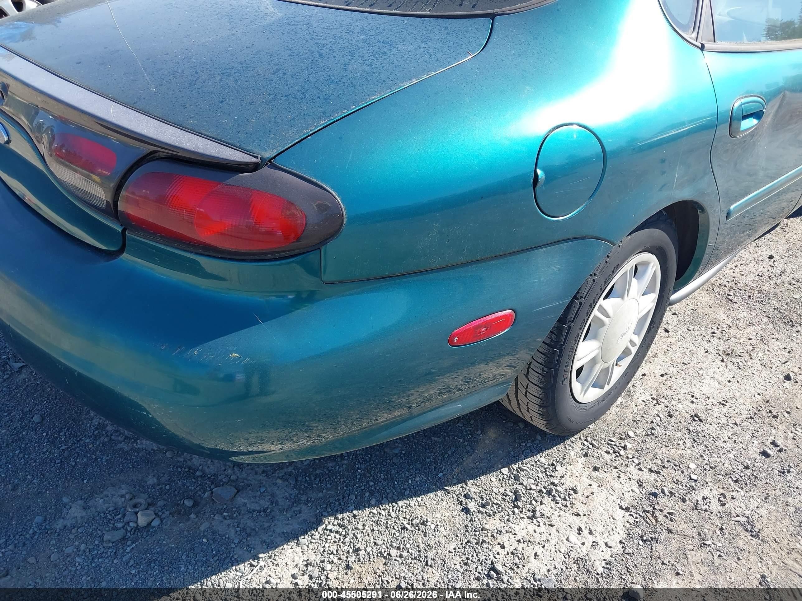 1998 Ford Taurus Lx/se Turquoise vin: 1FAFP52U6WG187138