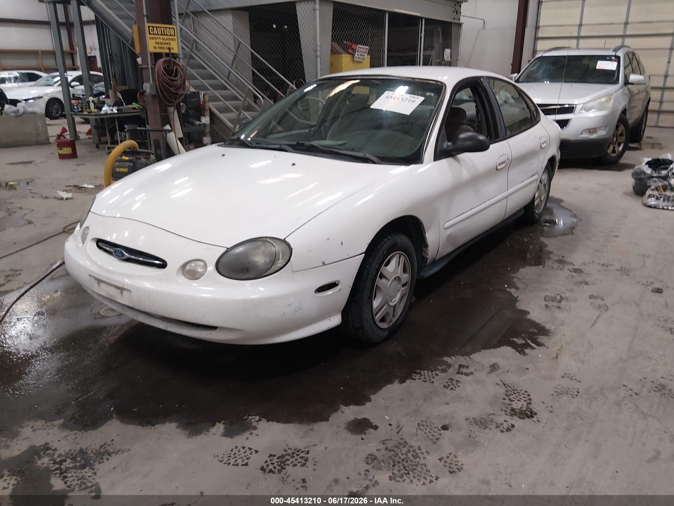 1999 Ford Taurus Lx White vin: 1FAFP52U6XG212640