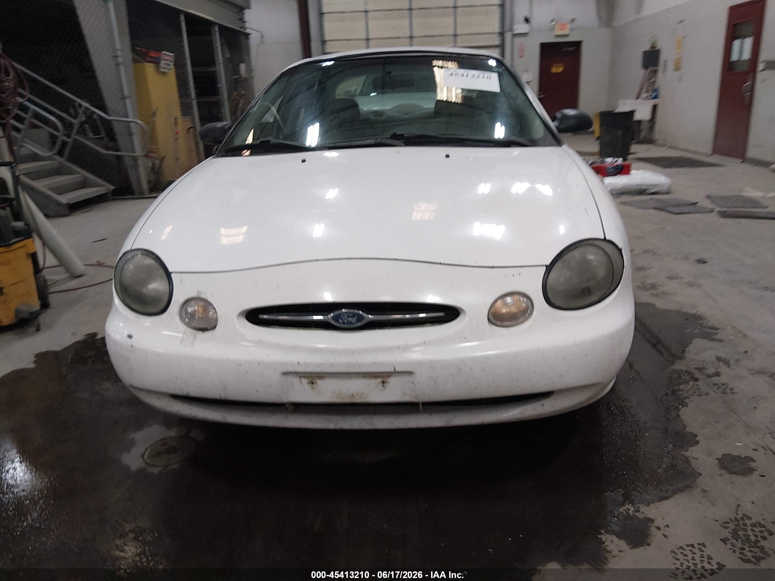 1999 Ford Taurus Lx White vin: 1FAFP52U6XG212640