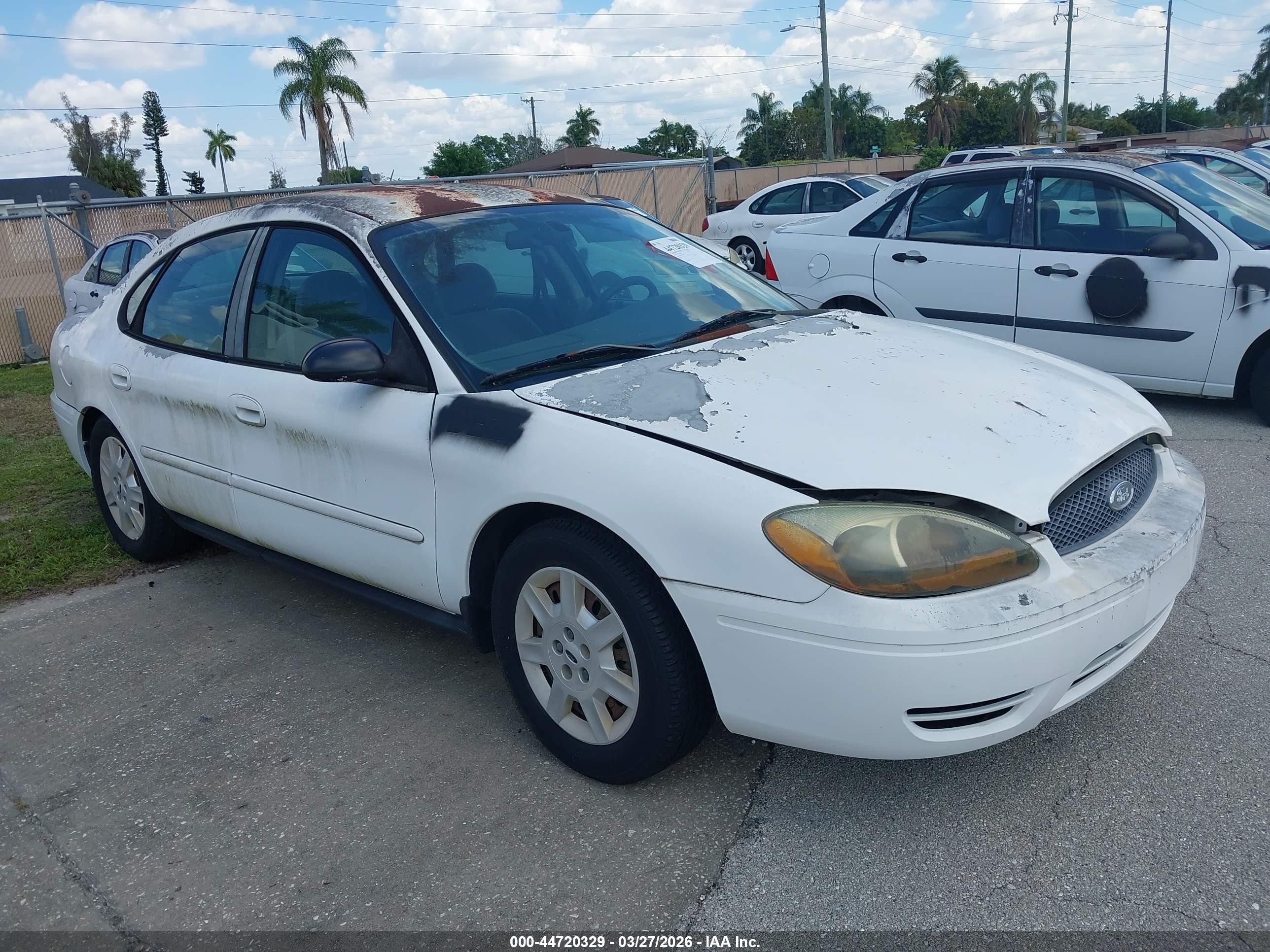 2004 Ford Taurus Lx White vin: 1FAFP52U84A189831