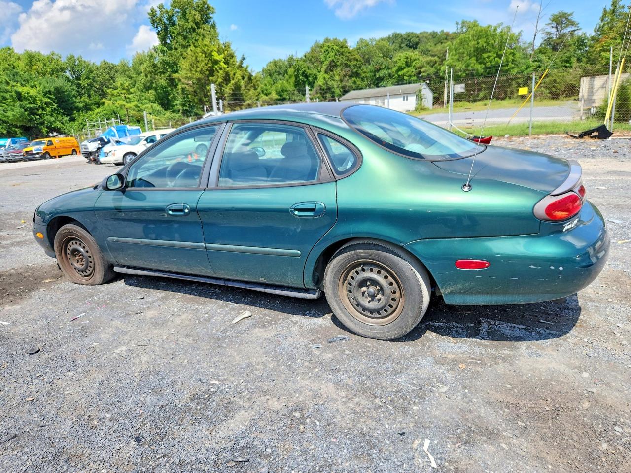 1999 Ford Taurus Lx Green vin: 1FAFP52U8XA312077