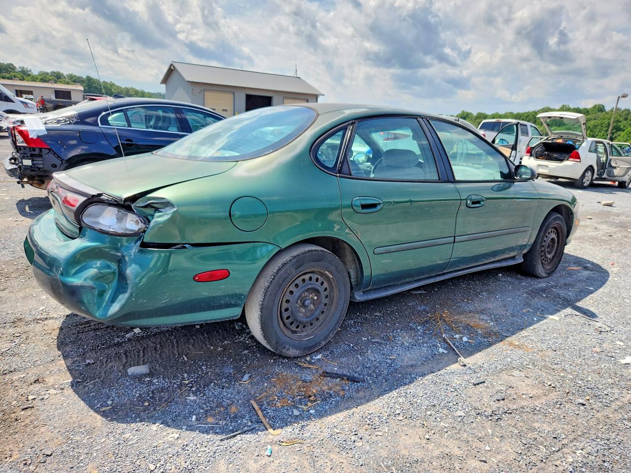 1999 Ford Taurus Lx Green vin: 1FAFP52U8XA312077