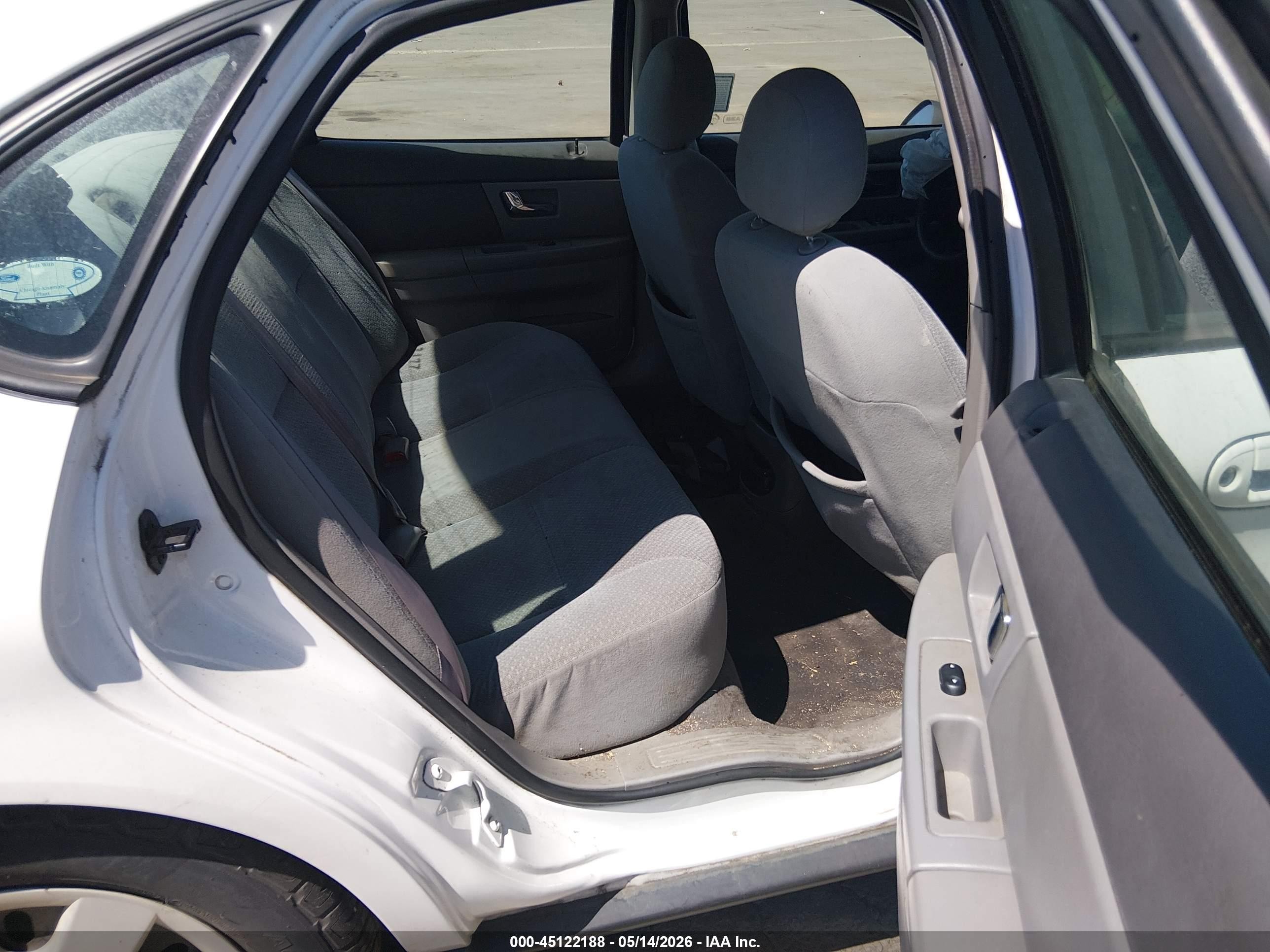 2002 Ford Taurus Lx White vin: 1FAFP52U92G175270