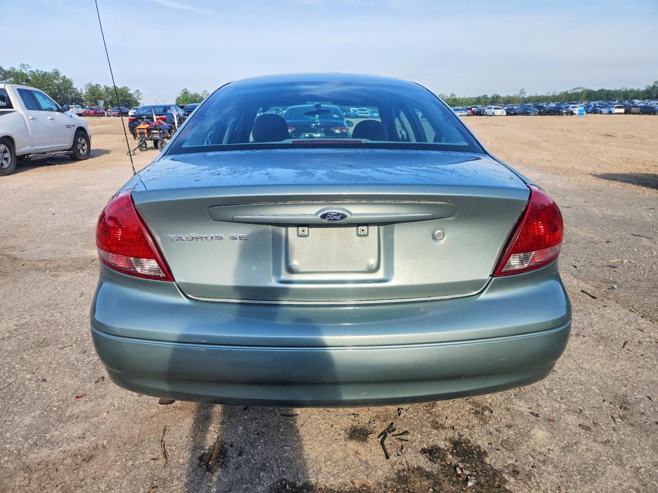 2005 Ford Taurus Se Turquoise vin: 1FAFP53205A143926