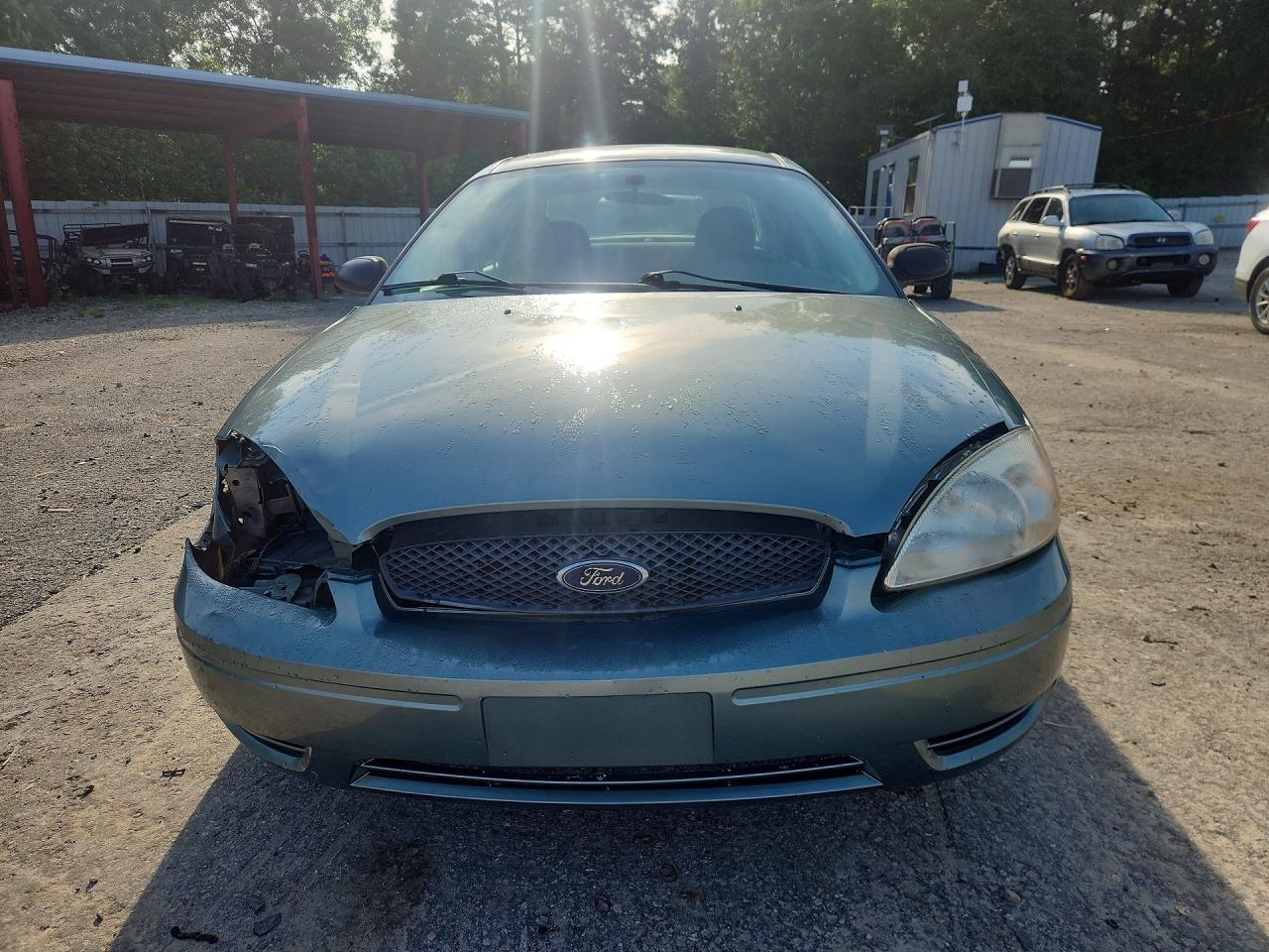 2005 Ford Taurus Se Turquoise vin: 1FAFP53205A143926