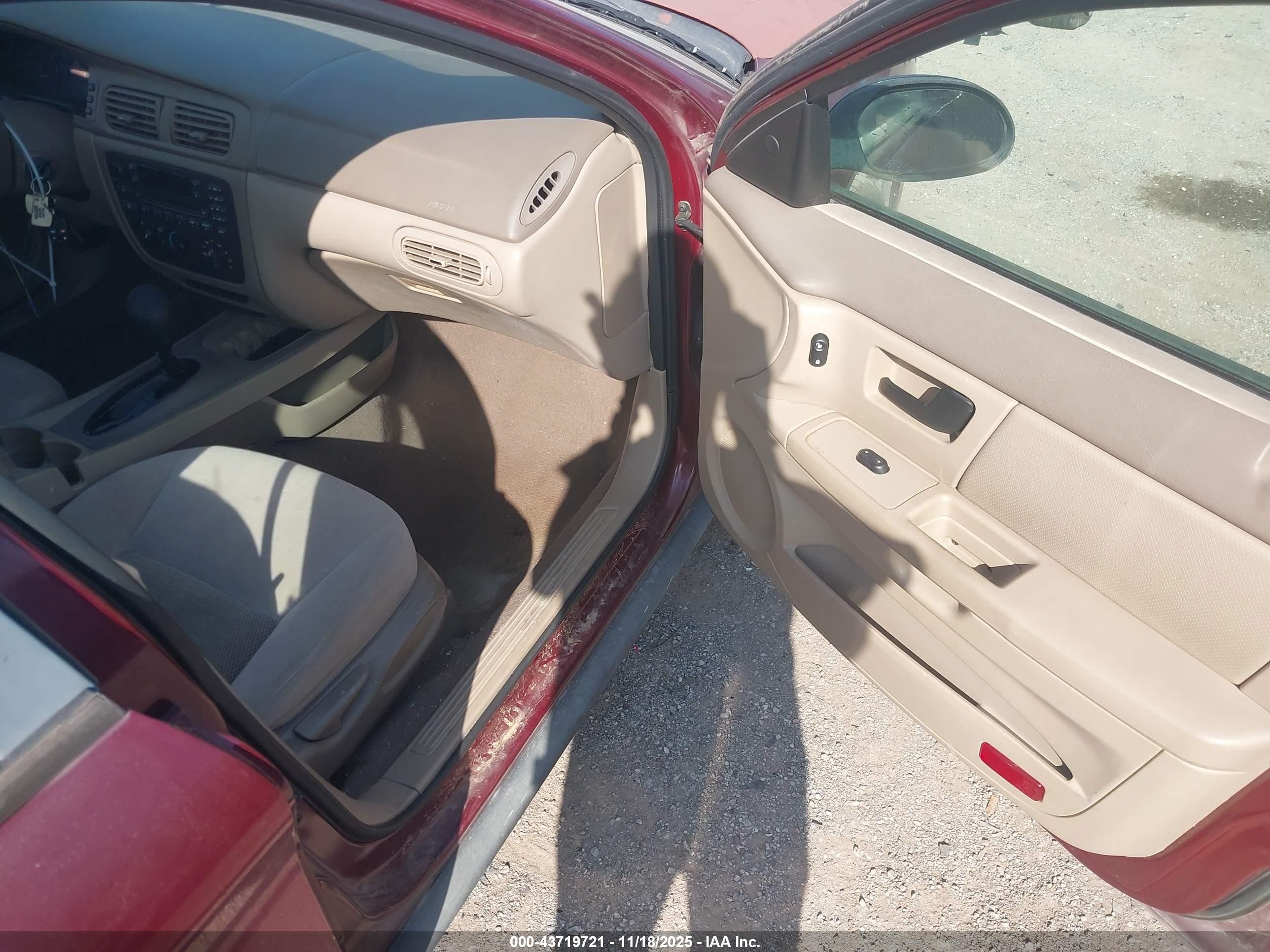 2005 Ford Taurus Se Burgundy vin: 1FAFP53205A174660