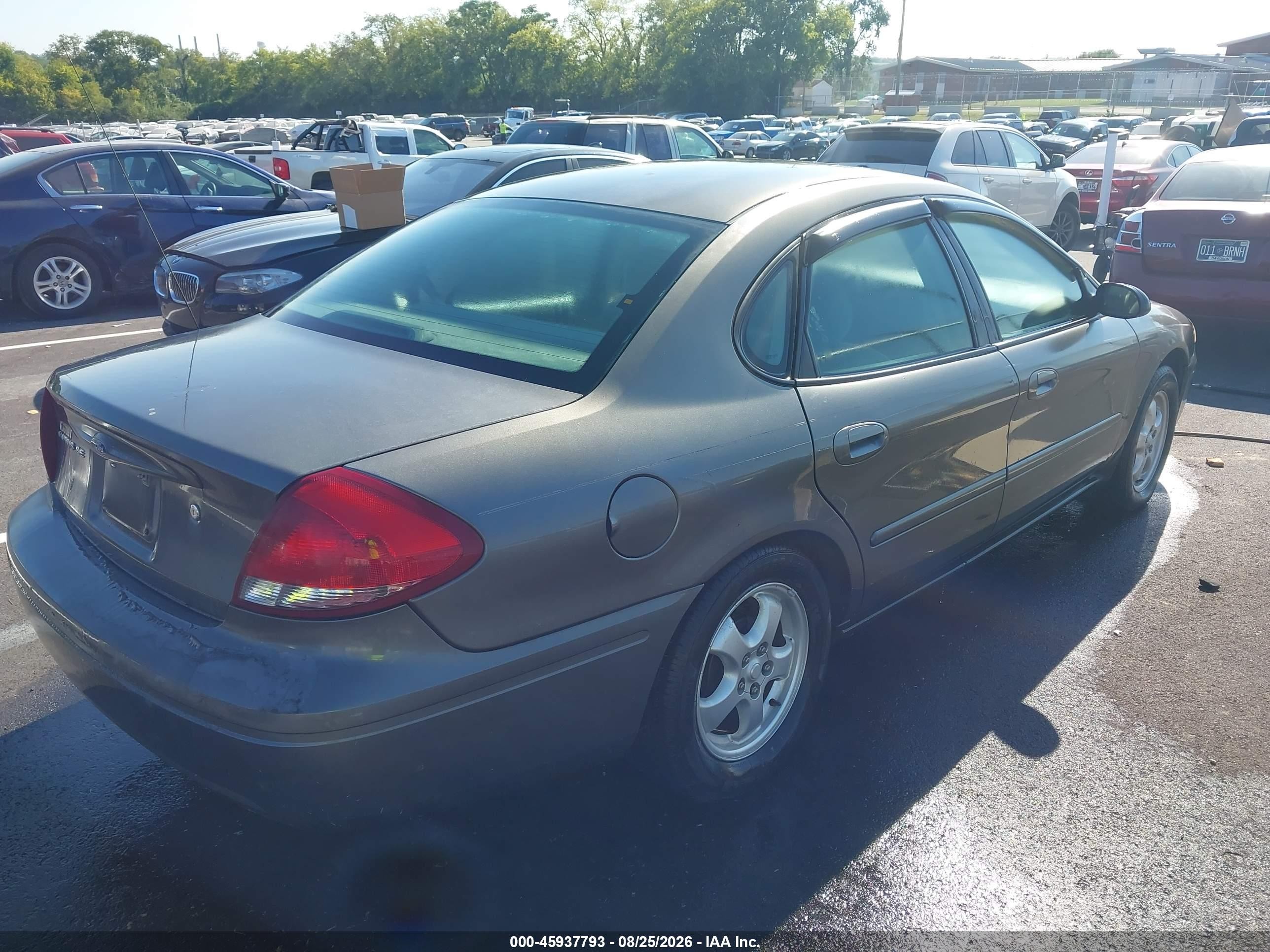 2005 Ford Taurus Se Gray vin: 1FAFP53205A189790