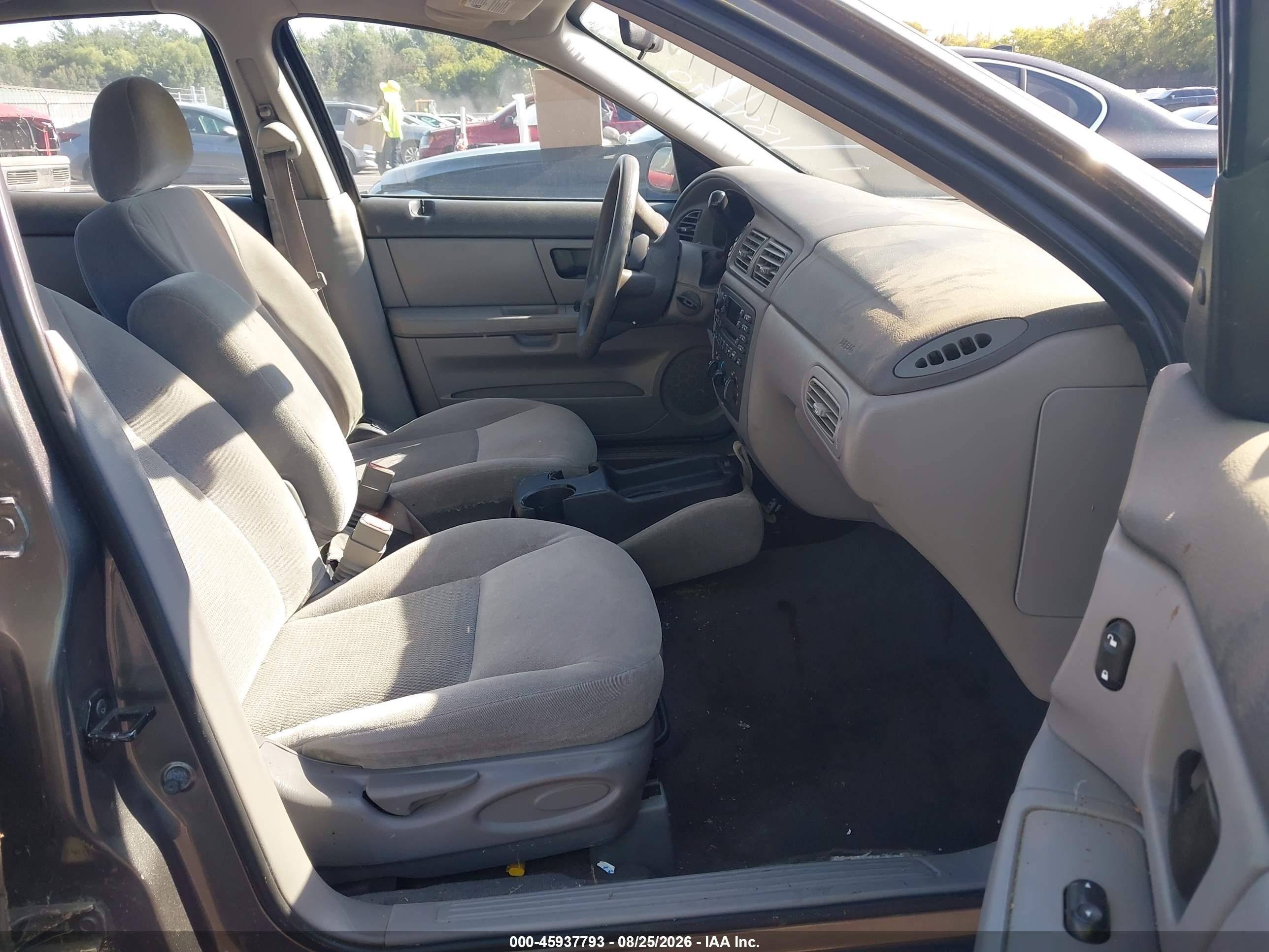 2005 Ford Taurus Se Gray vin: 1FAFP53205A189790