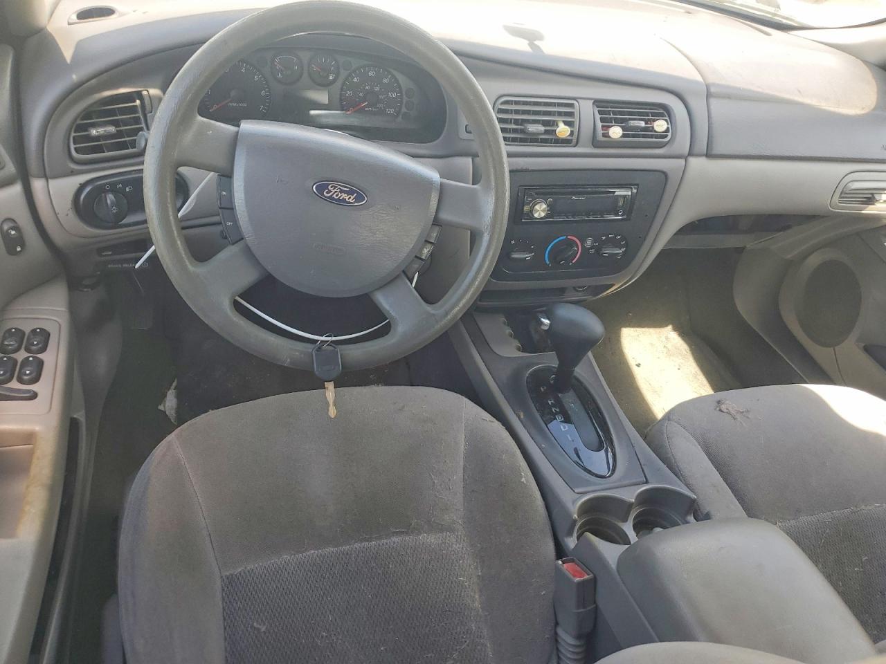 2005 Ford Taurus Se Silver vin: 1FAFP53205A255688
