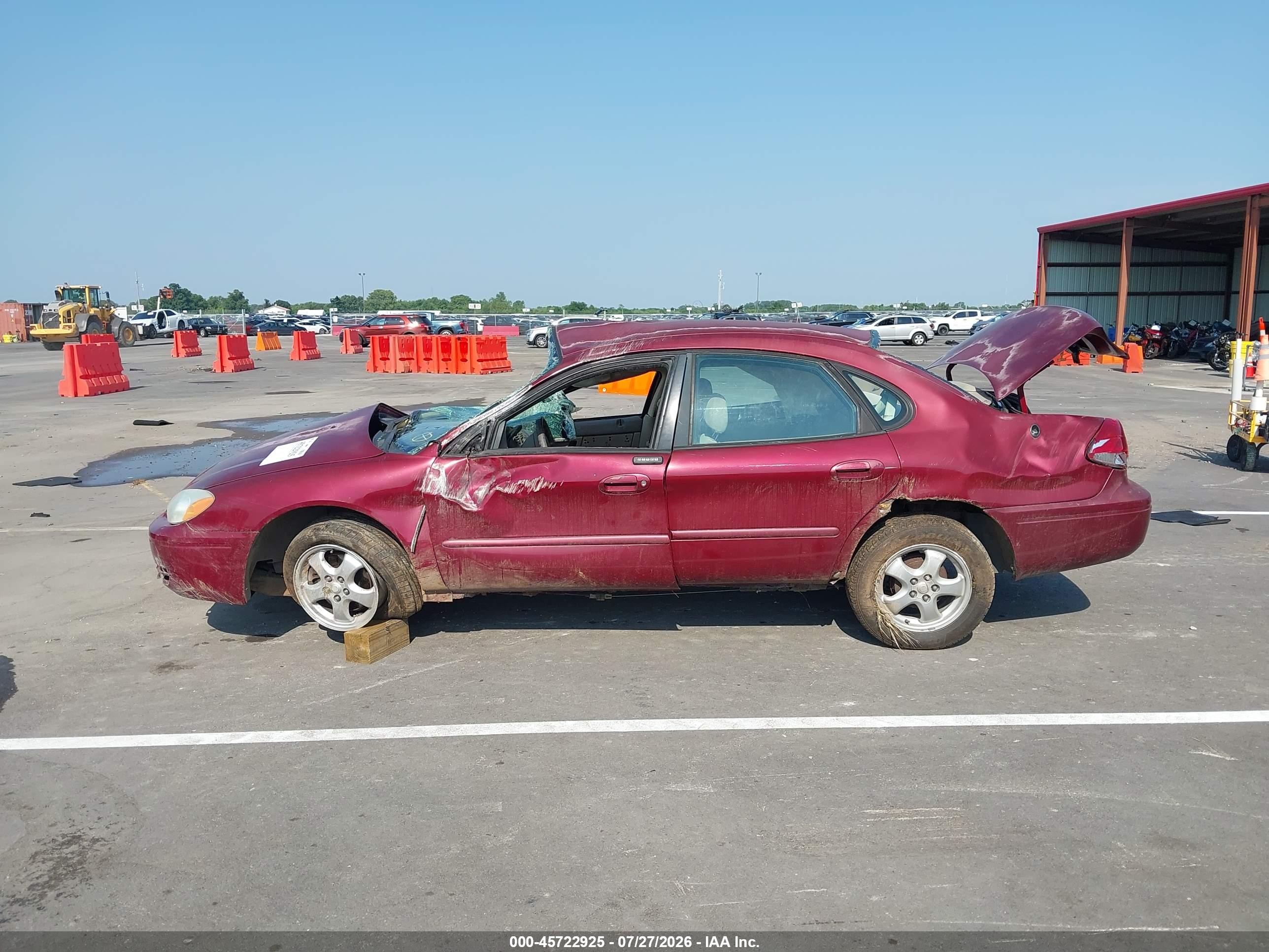 2004 Ford Taurus Se Red vin: 1FAFP53214A197282