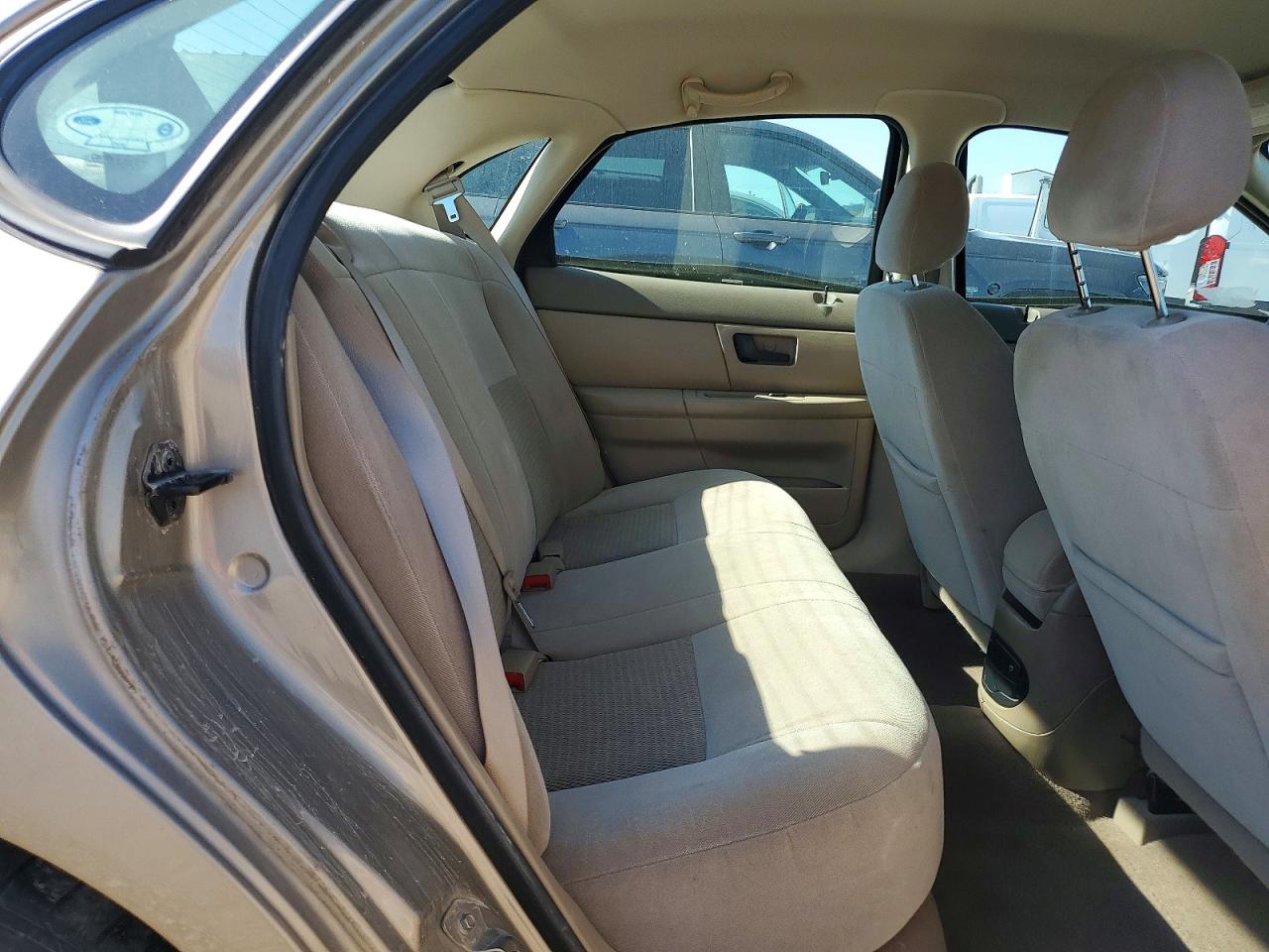2004 Ford Taurus Se Gold vin: 1FAFP53214G195531