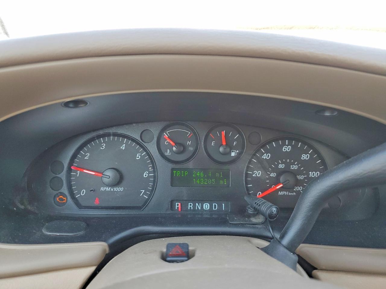 2004 Ford Taurus Se Gold vin: 1FAFP53214G195531