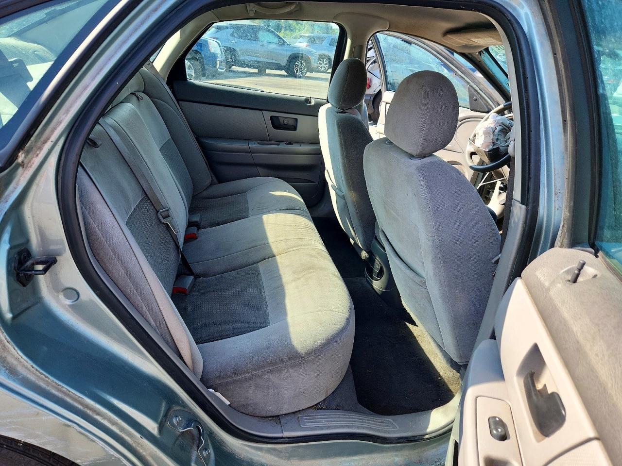2005 Ford Taurus Se Green vin: 1FAFP53215A116072