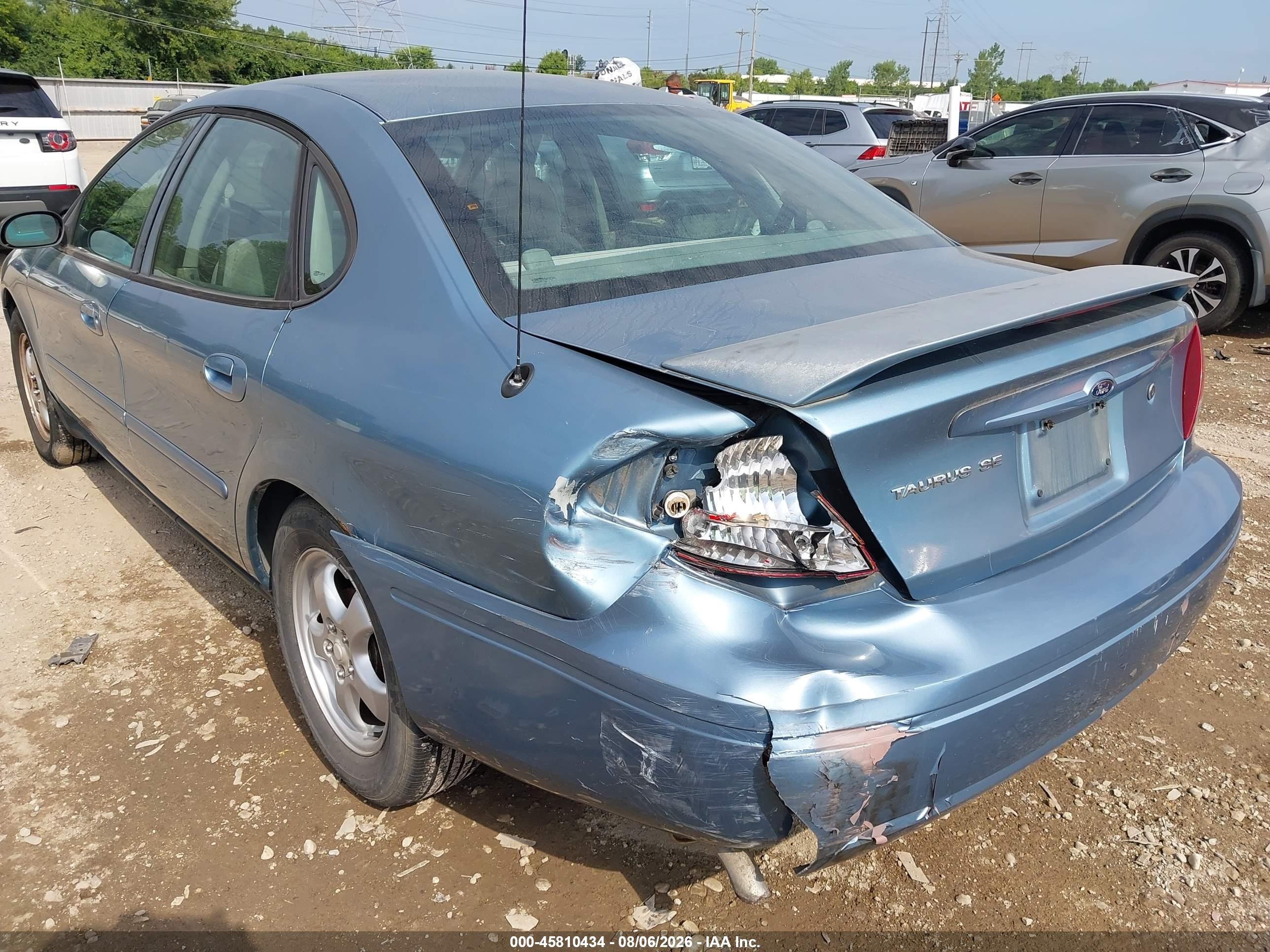 2005 Ford Taurus Se Light Blue vin: 1FAFP53215A170066