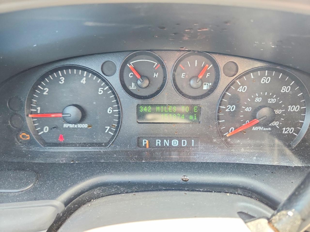 2005 Ford Taurus Se White vin: 1FAFP53215A272662